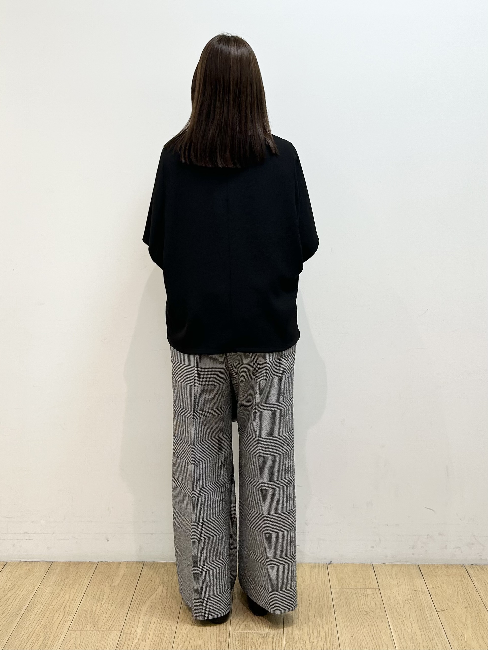kozueさんの「INDIVI｜【抗菌防臭／消臭】上品光沢コットンTシャツ」を使ったコーディネート