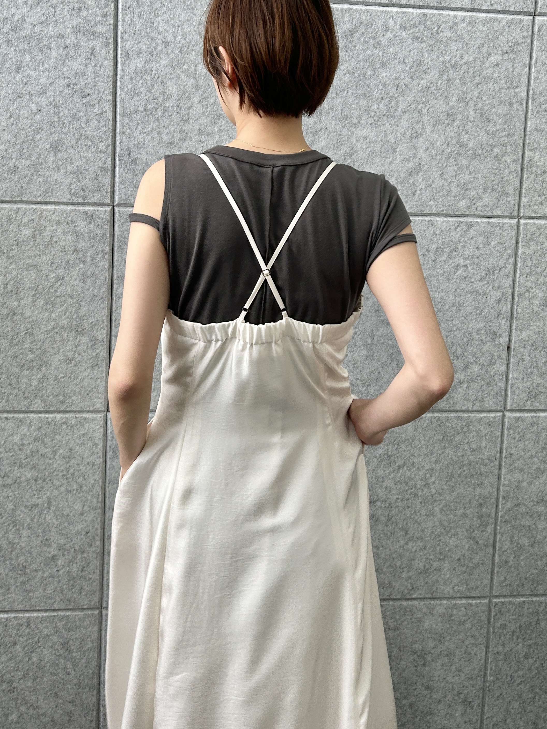 harunaさんの「CODE A｜sensual strap cami dress」を使ったコーディネート