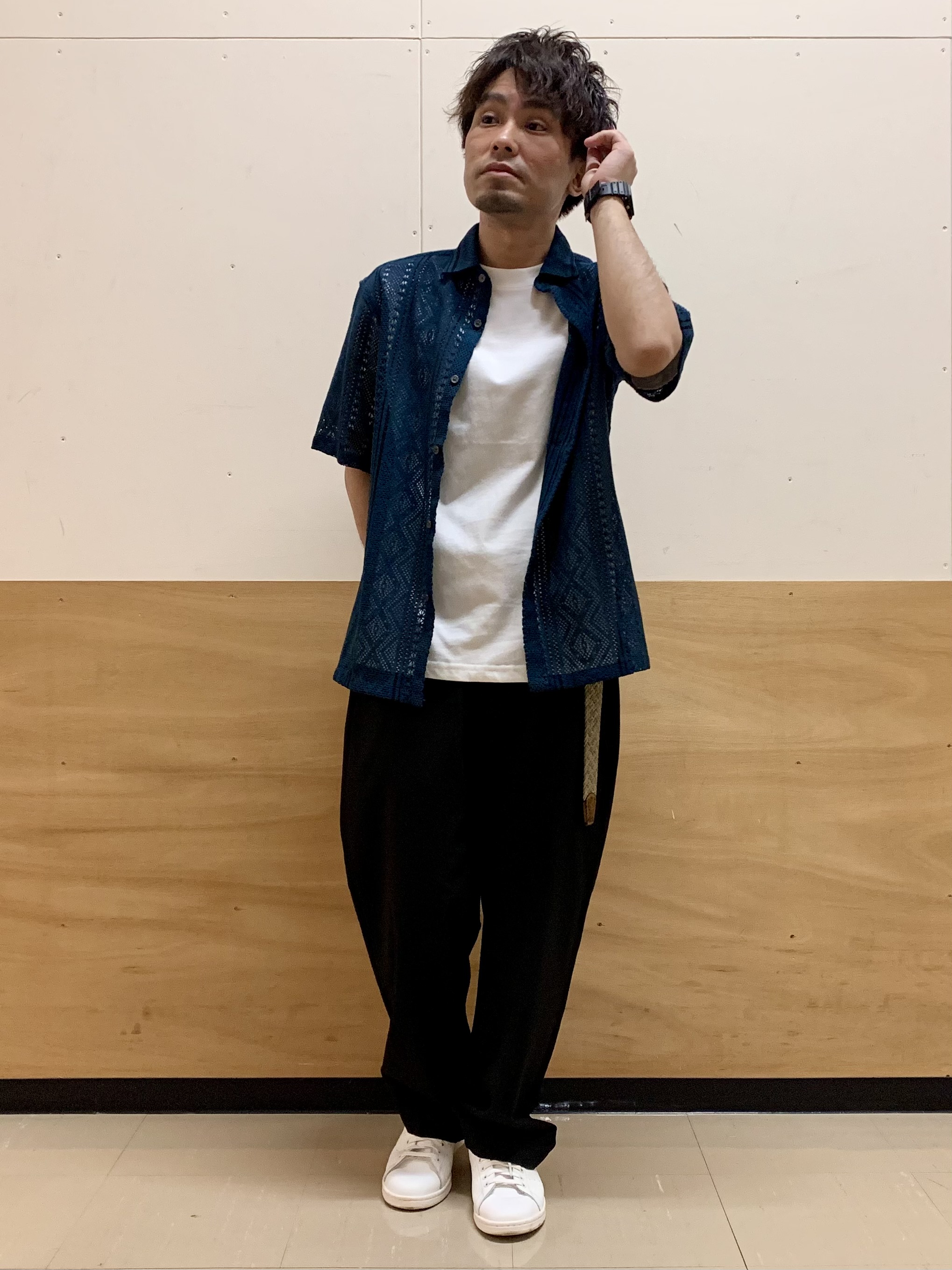MATUさんの「THE SHOP TK｜【2点セット】クラフトレース 半袖シャツ＋半袖Tシャツ」を使ったコーディネート