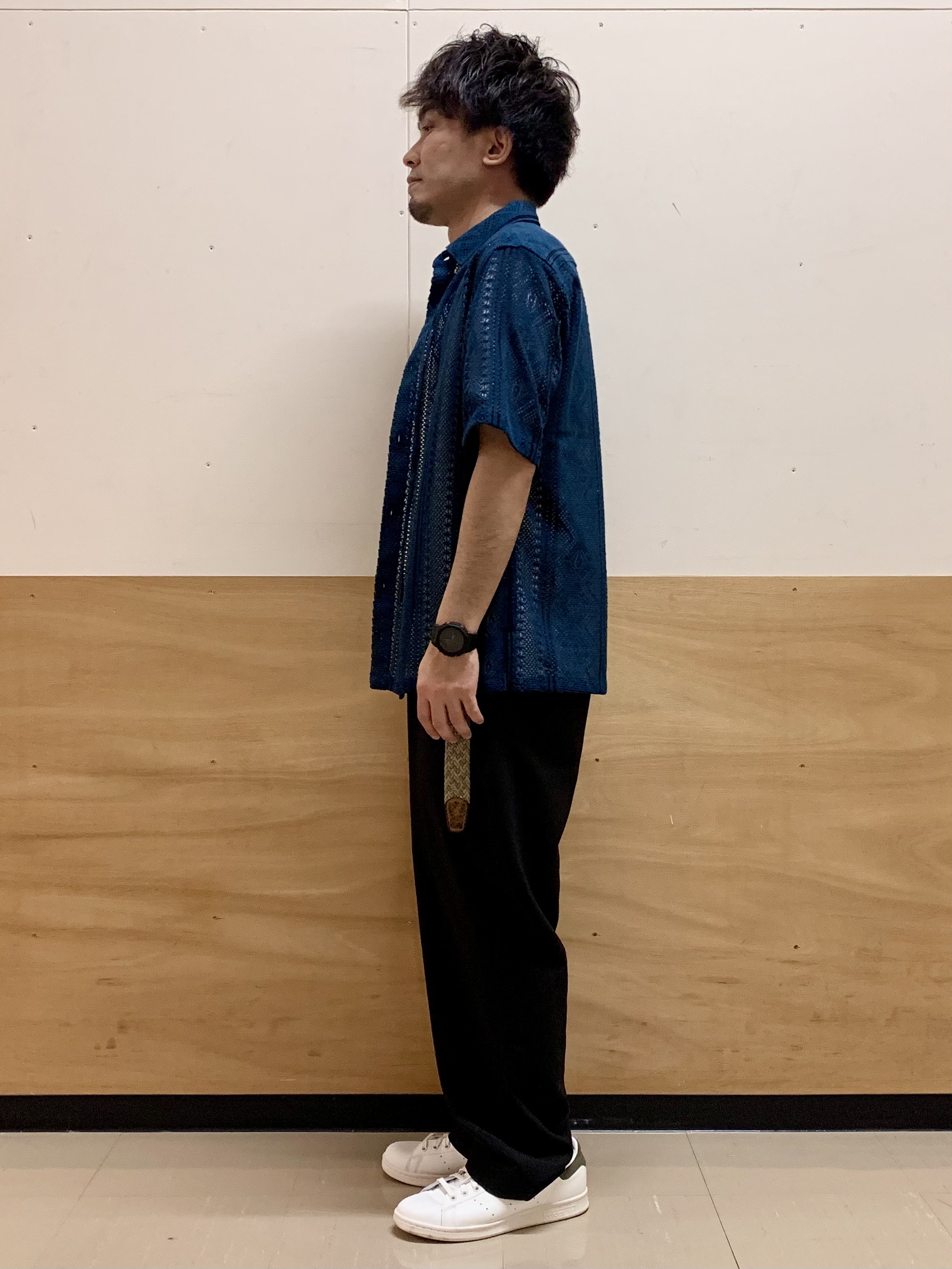 MATUさんの「THE SHOP TK｜【2点セット】クラフトレース 半袖シャツ＋半袖Tシャツ」を使ったコーディネート