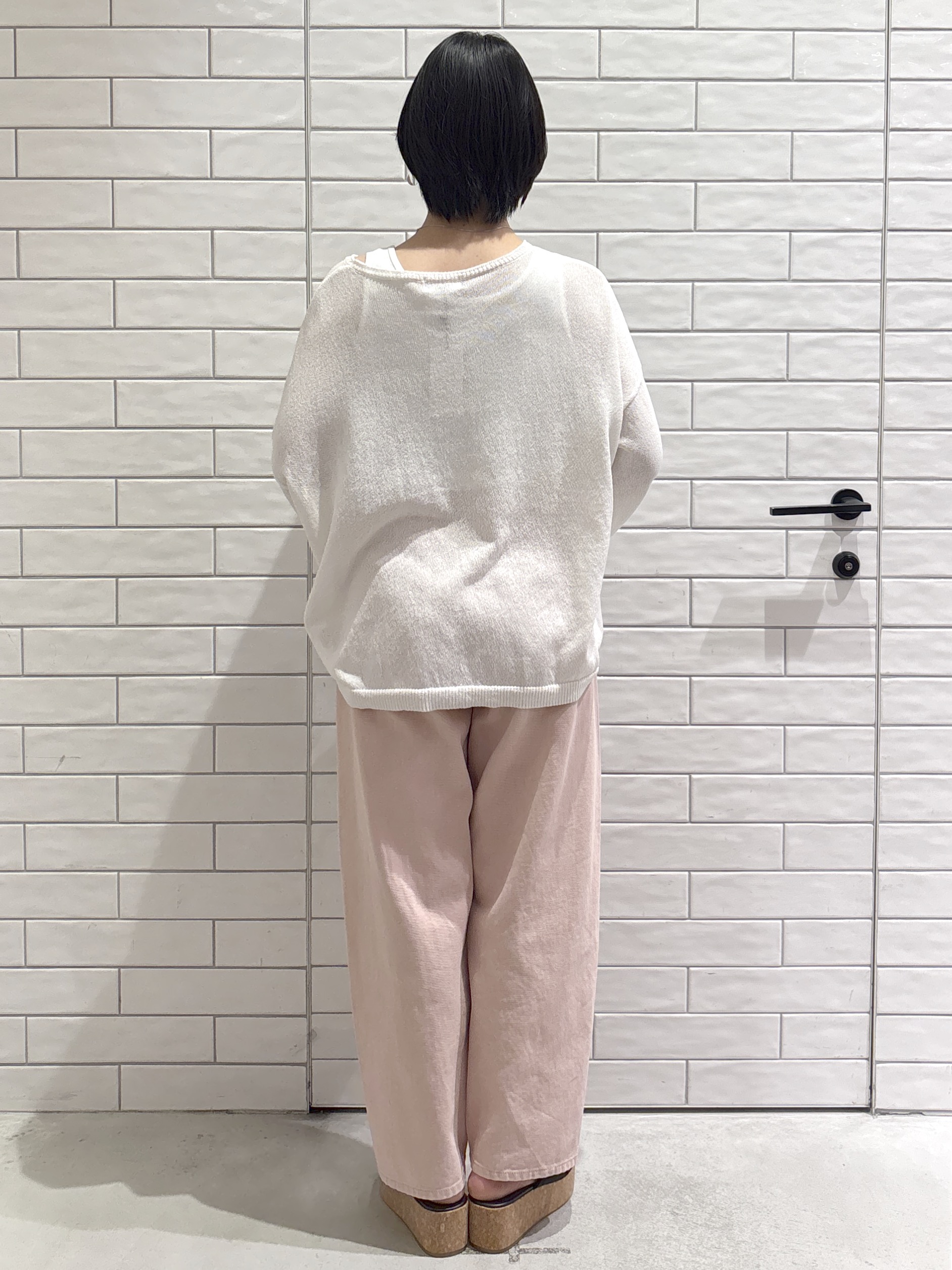 ayumiさんの「OPAQUE.CLIP｜麻混リラクシーニット【洗濯機OK】」を使ったコーディネート