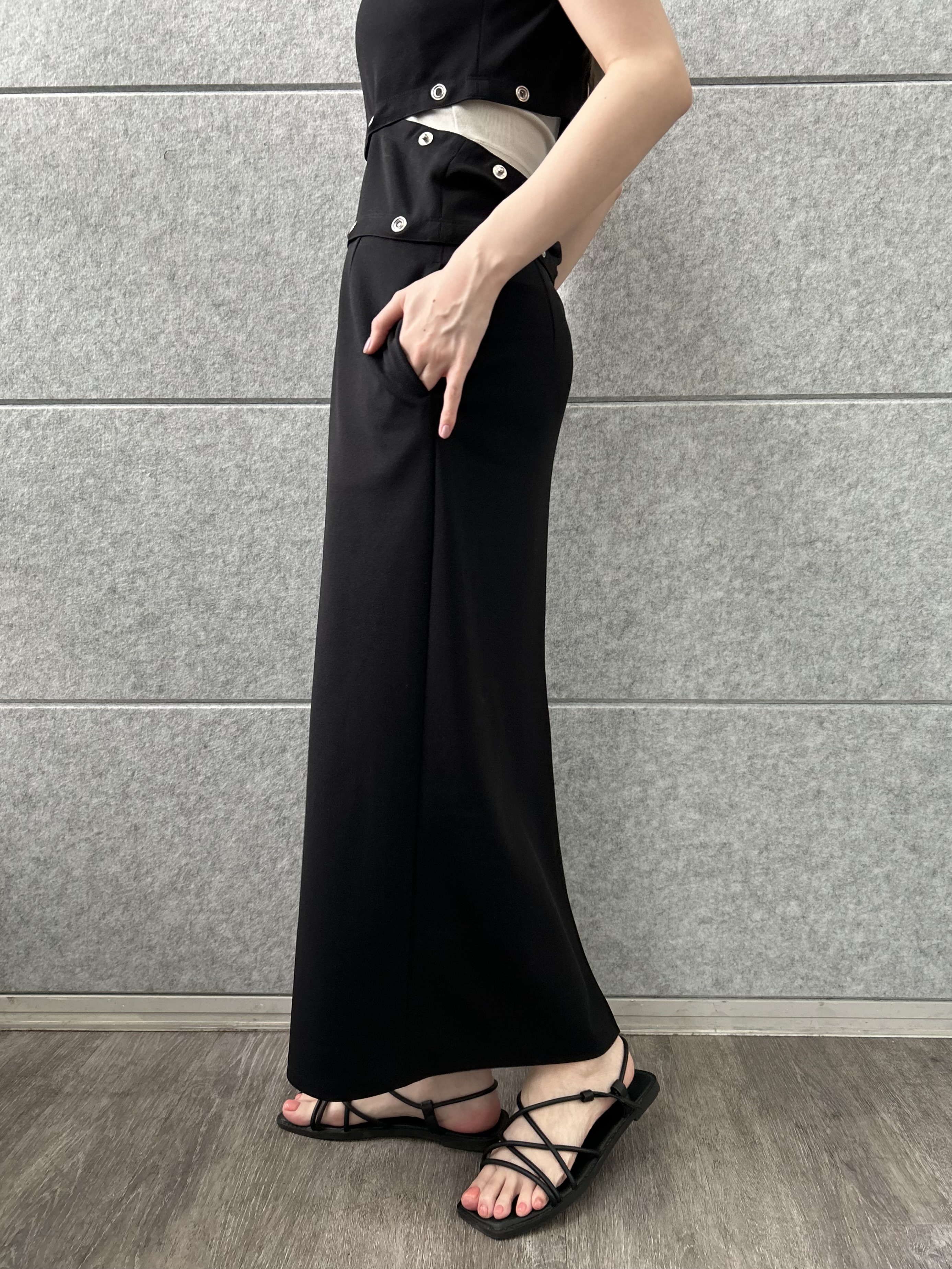 honoka Aさんの「CODE A｜modular split dress」を使ったコーディネート