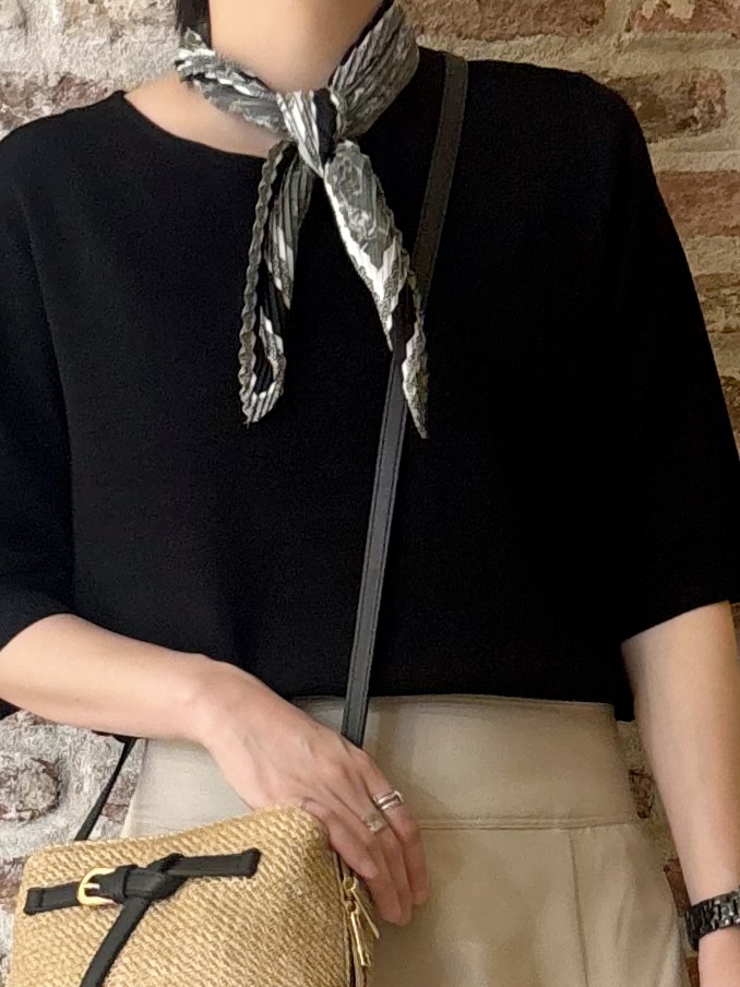 しばさんの「THE SHOP TK｜【S-XL/ひんやりタッチ】美しさ際立つ 6分袖ニット 洗濯機OK/UVケア/毛玉になりにくい」を使ったコーディネート