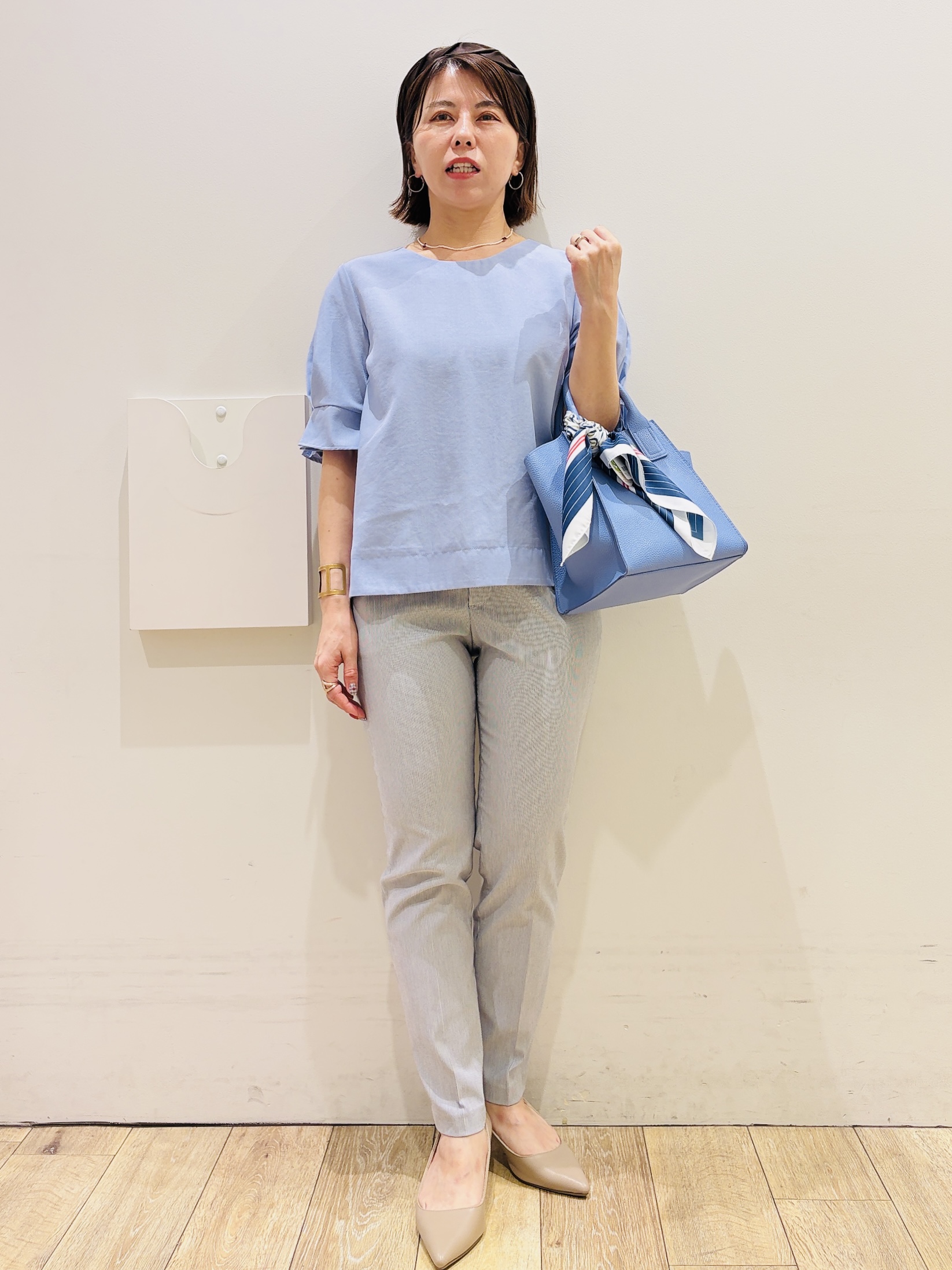 YUKOさんの「index｜【軽量／2WAY】台形ミドルトートバッグ」を使ったコーディネート