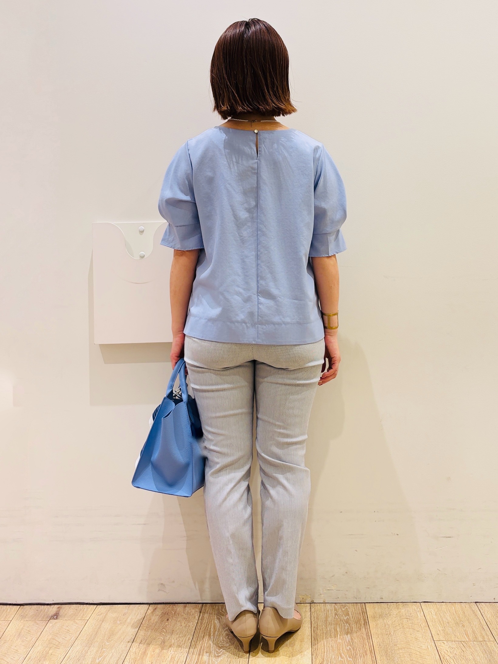 YUKOさんの「index｜【軽量／2WAY】台形ミドルトートバッグ」を使ったコーディネート