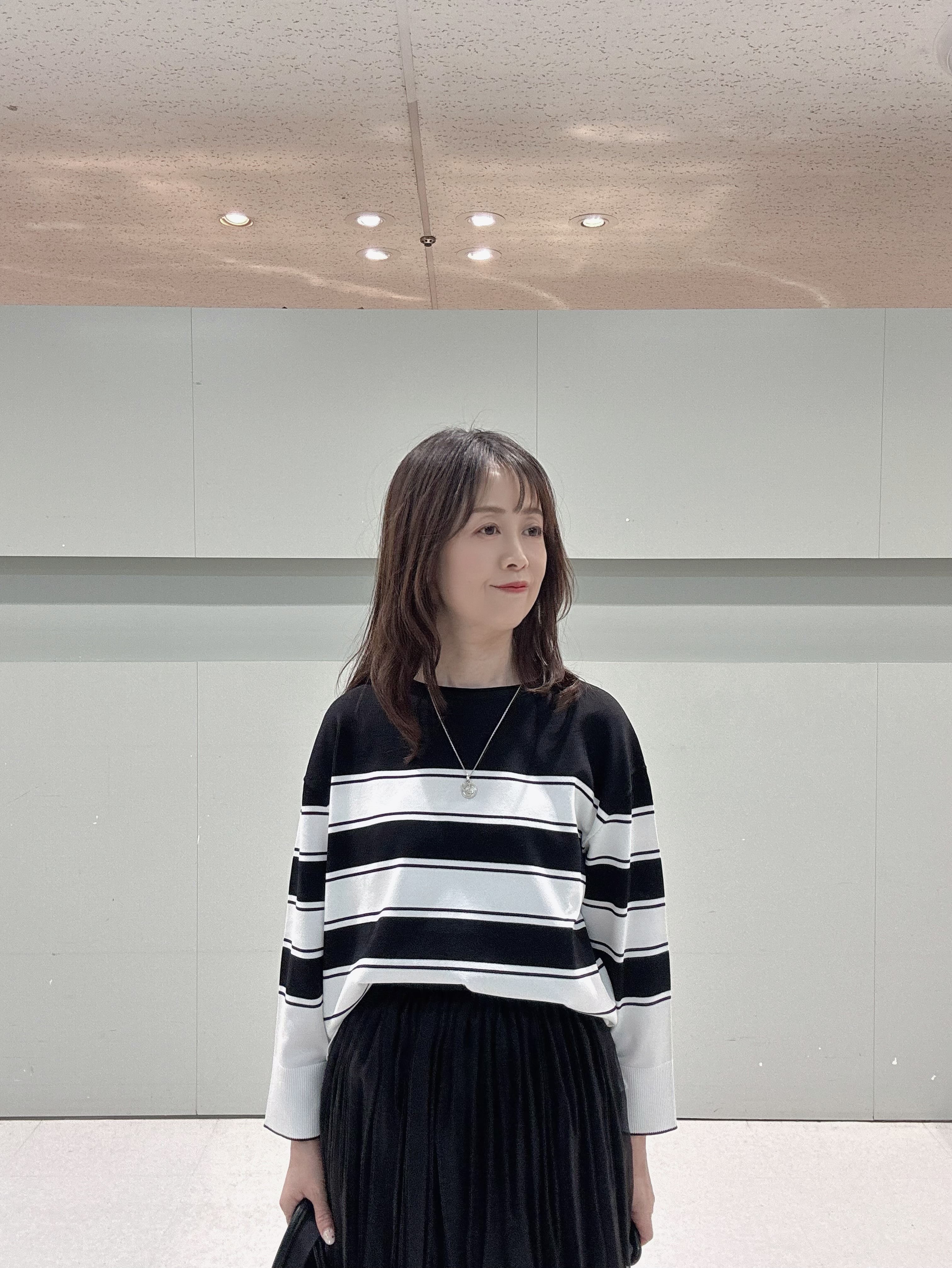 makiさんの「UNTITLED｜【洗える/ゆったり】ボーダーボートネックニット」を使ったコーディネート