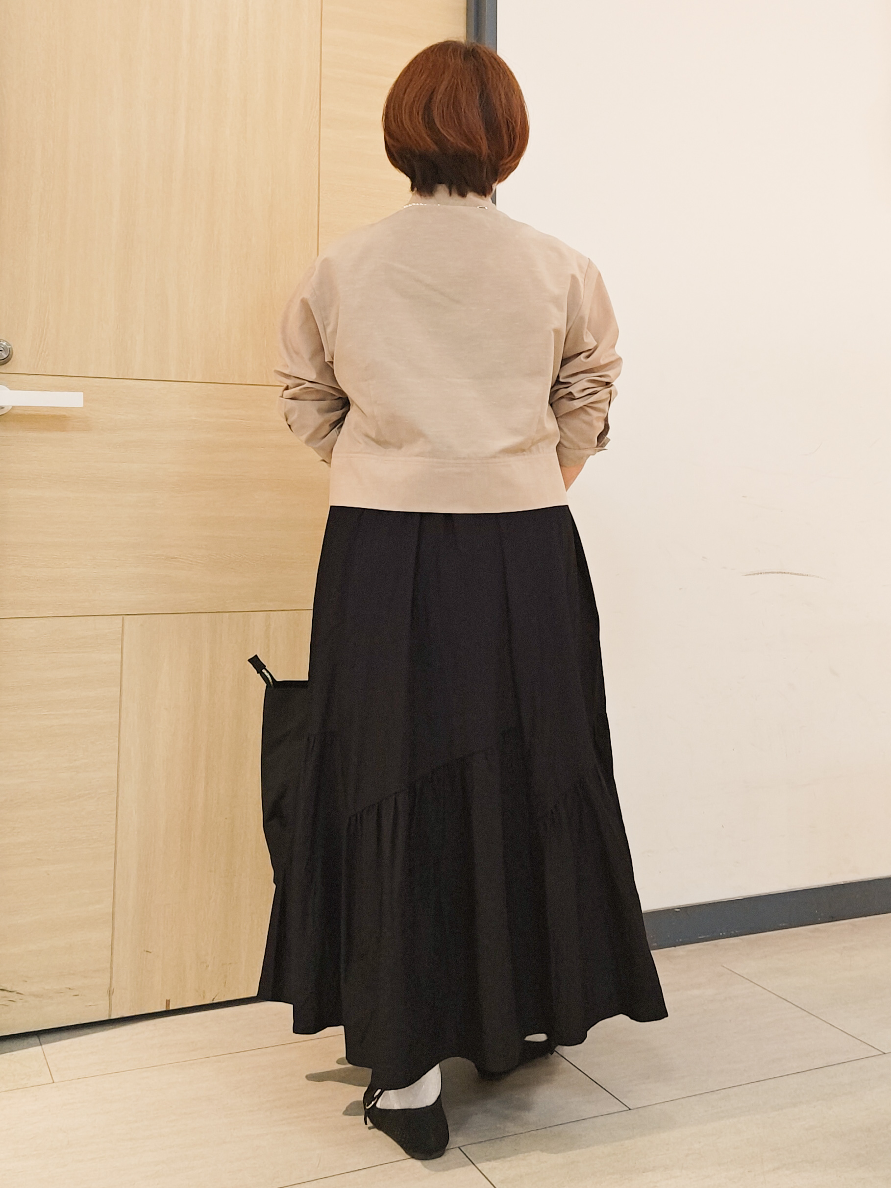 むぅポンさんの「grove｜【貴島明日香さん着用／イージーケア／接触冷感】麻混クロップドシャツ」を使ったコーディネート