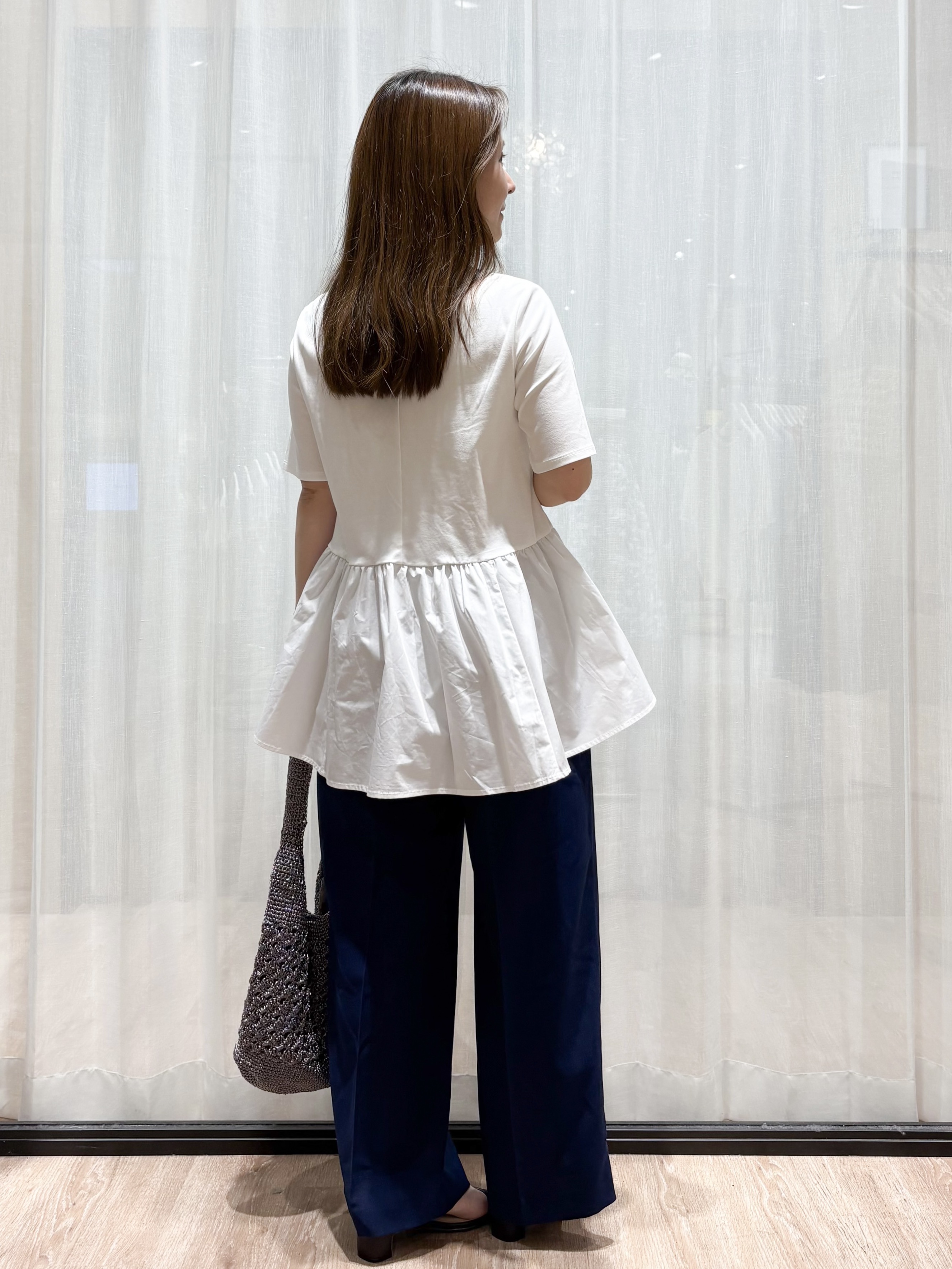 かなさんの「OPAQUE.CLIP｜ペプラムドッキングカットソー【洗濯機OK】」を使ったコーディネート