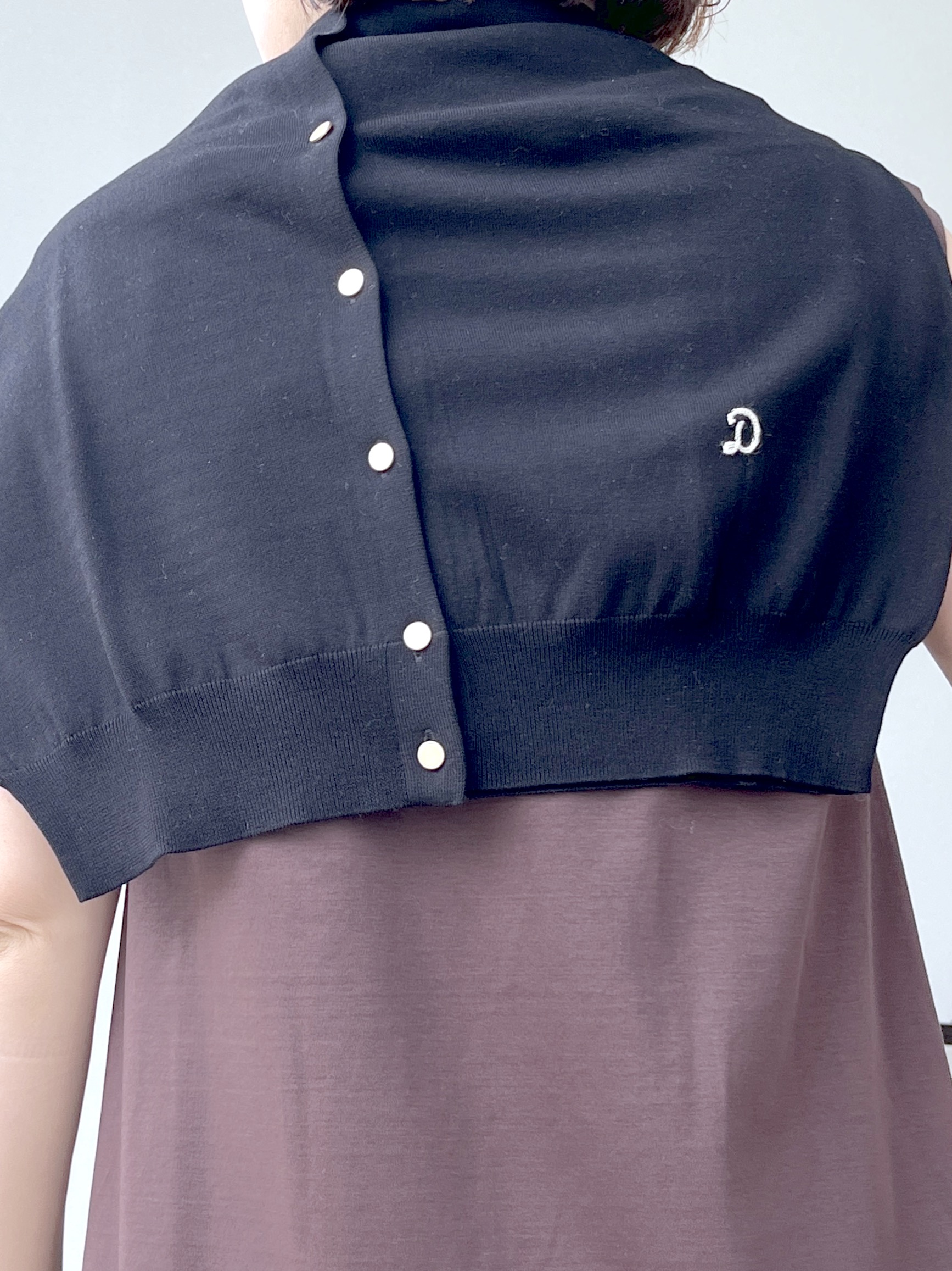 Soeさんの「DRESSTERIOR｜【接触冷感／抗菌防臭／消臭/ウォッシャブル】アイスクリアコットン フレンチスリーブワンピース」を使ったコーディネート
