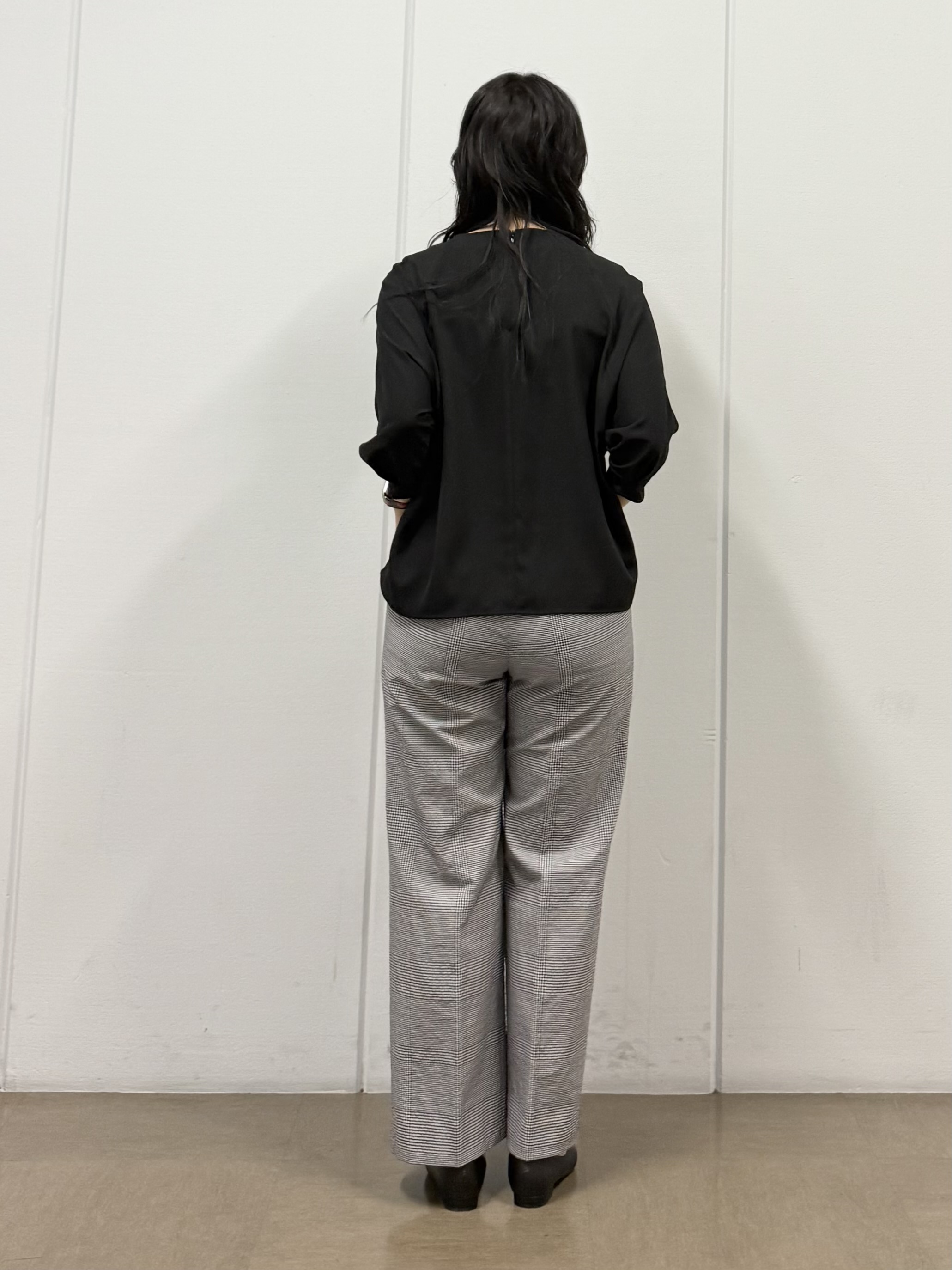 mizukiさんの「INDIVI｜【さらに軽く軽快！／着る日傘】颯爽ジレジャケット」を使ったコーディネート