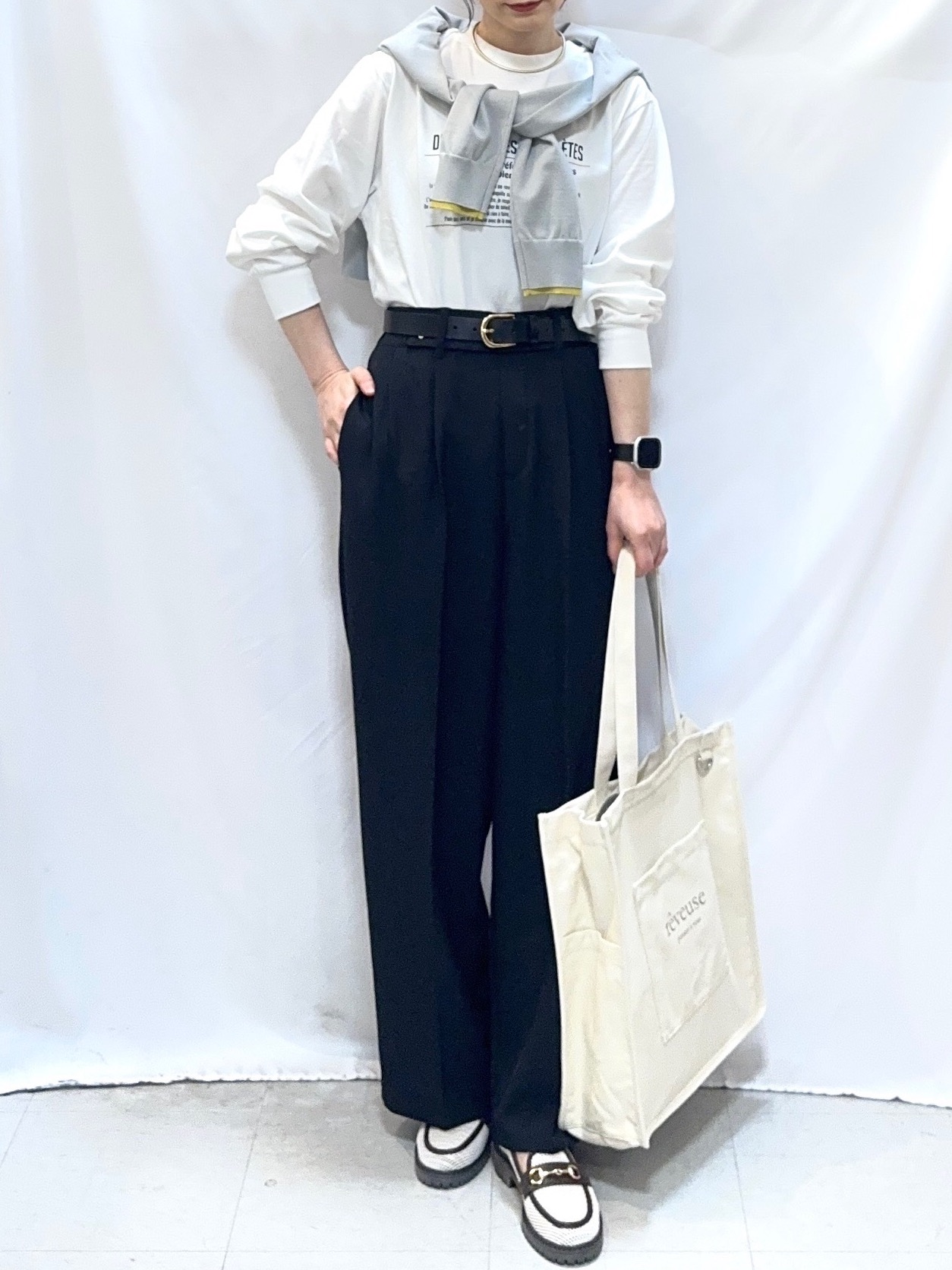 𝐇𝐢𝐫𝐨𝐦𝐢さんの「SHOO･LA･RUE｜【着丈選べる/S-LL/洗濯機可】楽ちん&times;きれい見え　ストレッチワイドパンツ」を使ったコーディネート