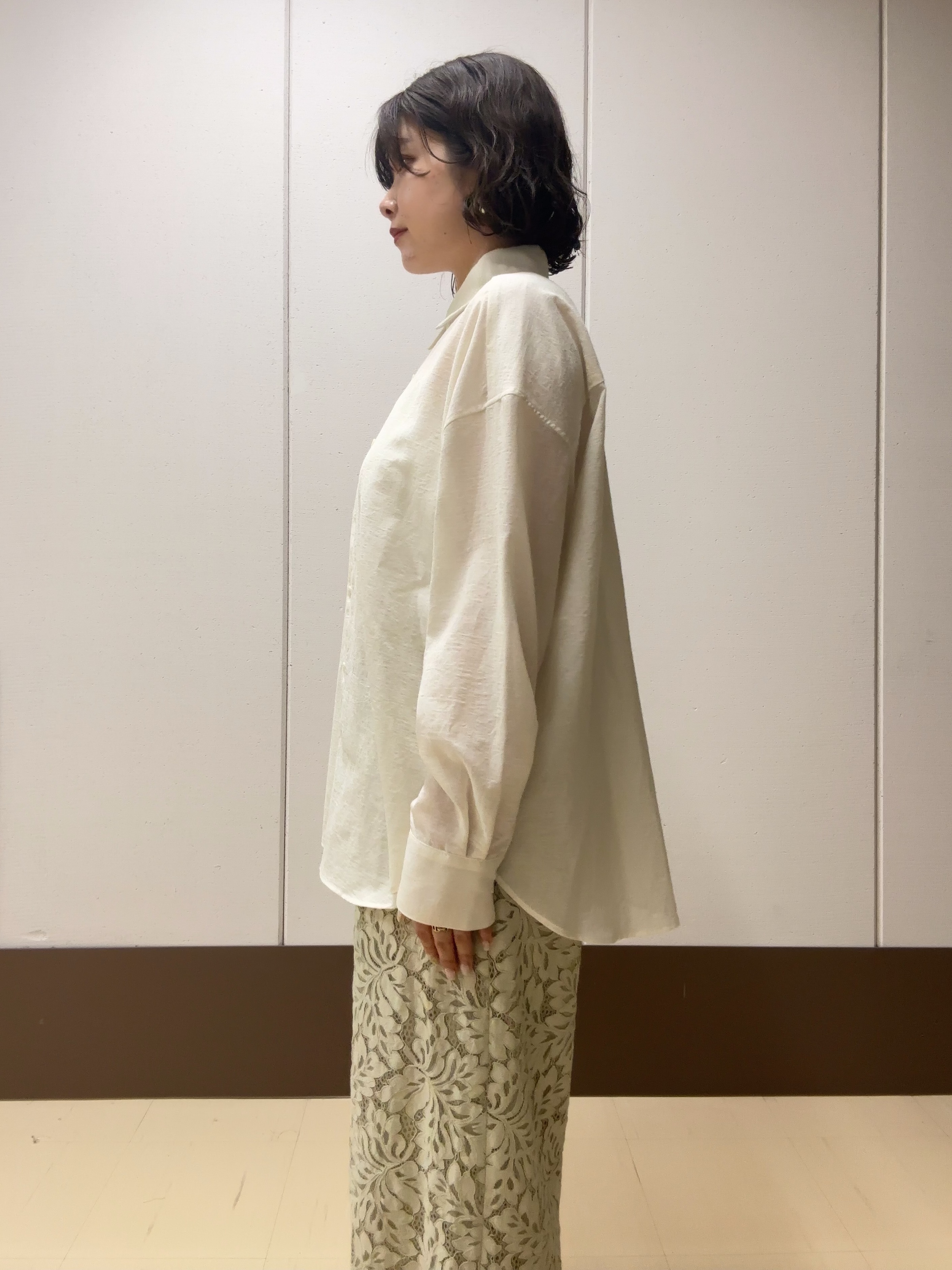 Atsumiさんの「UNTITLED｜【2WAY/マシンウォッシャブル】カシュクールデザインシャツ」を使ったコーディネート