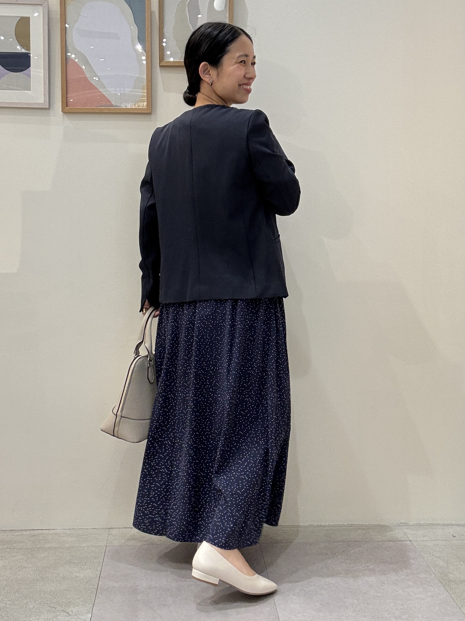 たけぴさんの「SHOO･LA･RUE｜【洗濯機可/UV/SS-3L】すっきり好印象 ノーカラージャケット」を使ったコーディネート