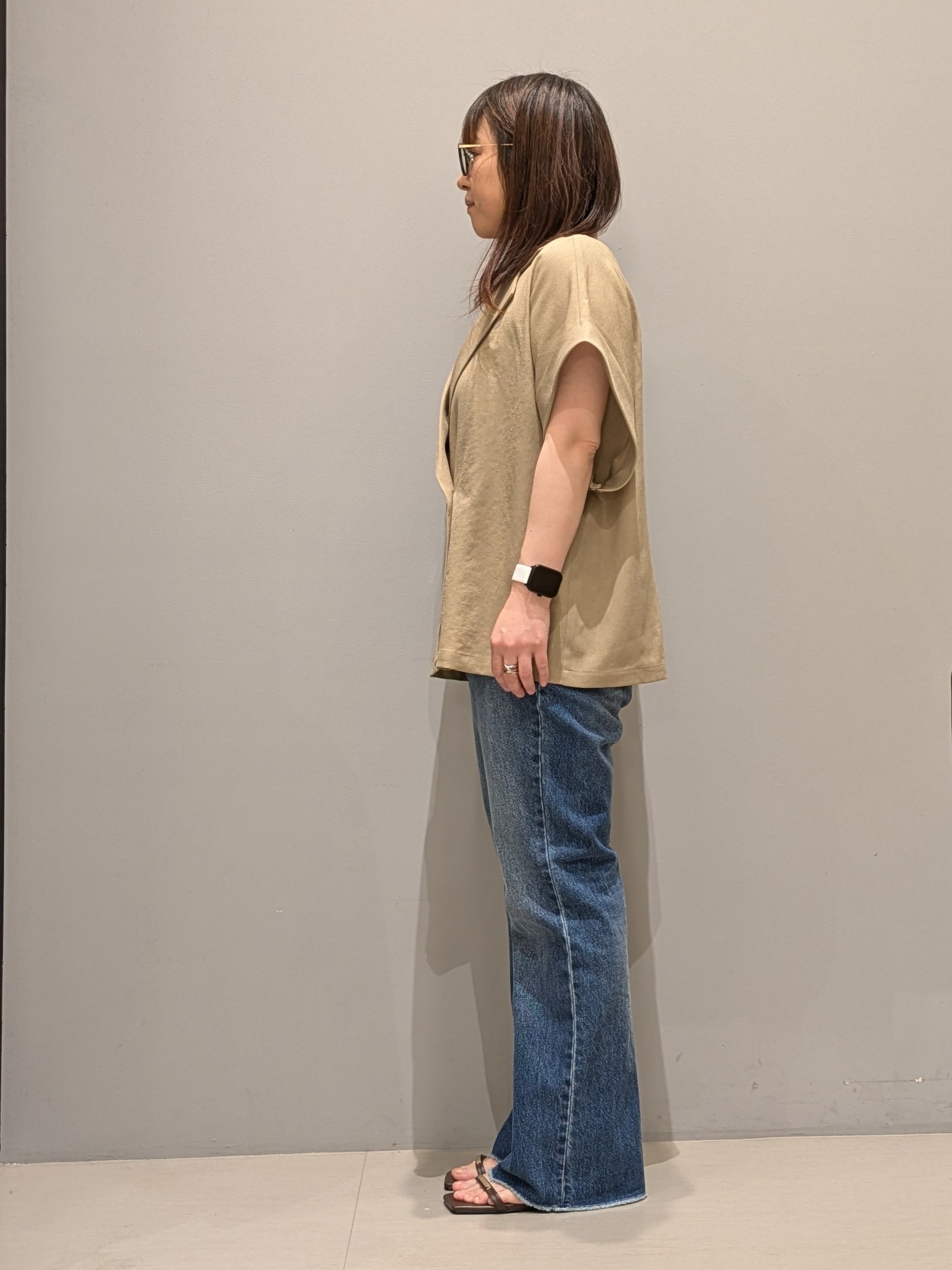 yukaさんの「THE SHOP TK｜【夏の通勤スタイルに】涼やかな着心地 麻調ダブルブレストジャケット」を使ったコーディネート