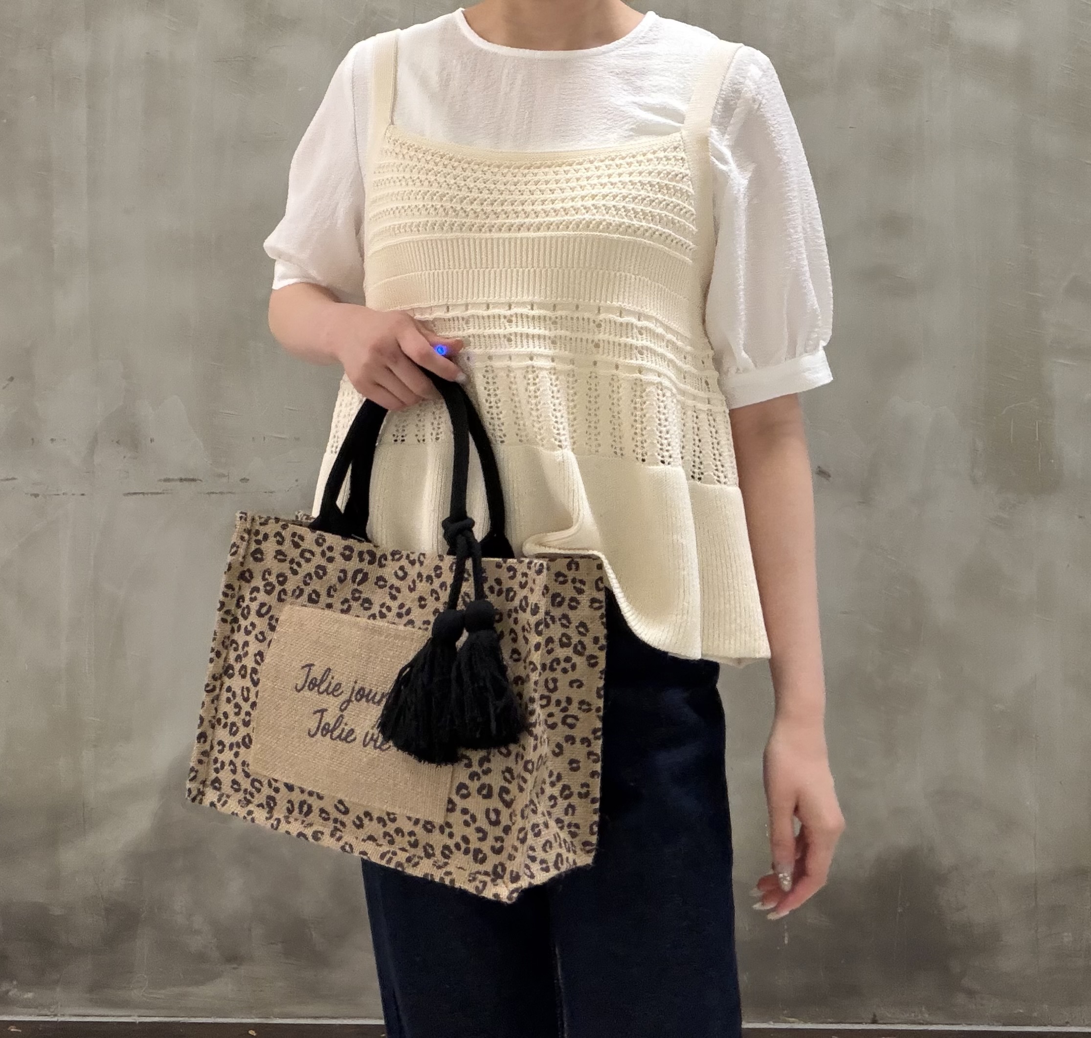 maiさんの「grove｜【2点SET】着るだけで完成、透かし編みニットビスチェ&times;ブラウス」を使ったコーディネート