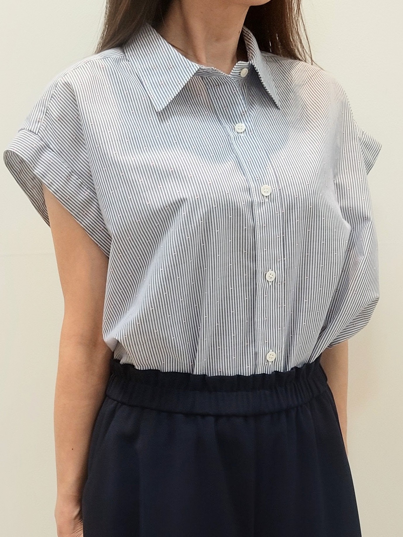 yoshiさんの「Reflect｜【接触冷感】フレンチスリーブシャツブラウス」を使ったコーディネート