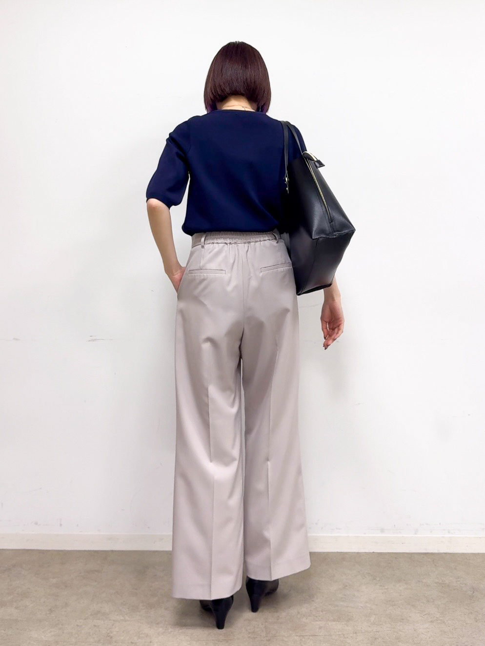 𝐜𝐡𝐢𝐤𝐚さんの「SHOO･LA･RUE｜【毎日洗える/S-LL/ひんやり/UV】上半身すっきり 二の腕見せない5分袖ニット」を使ったコーディネート