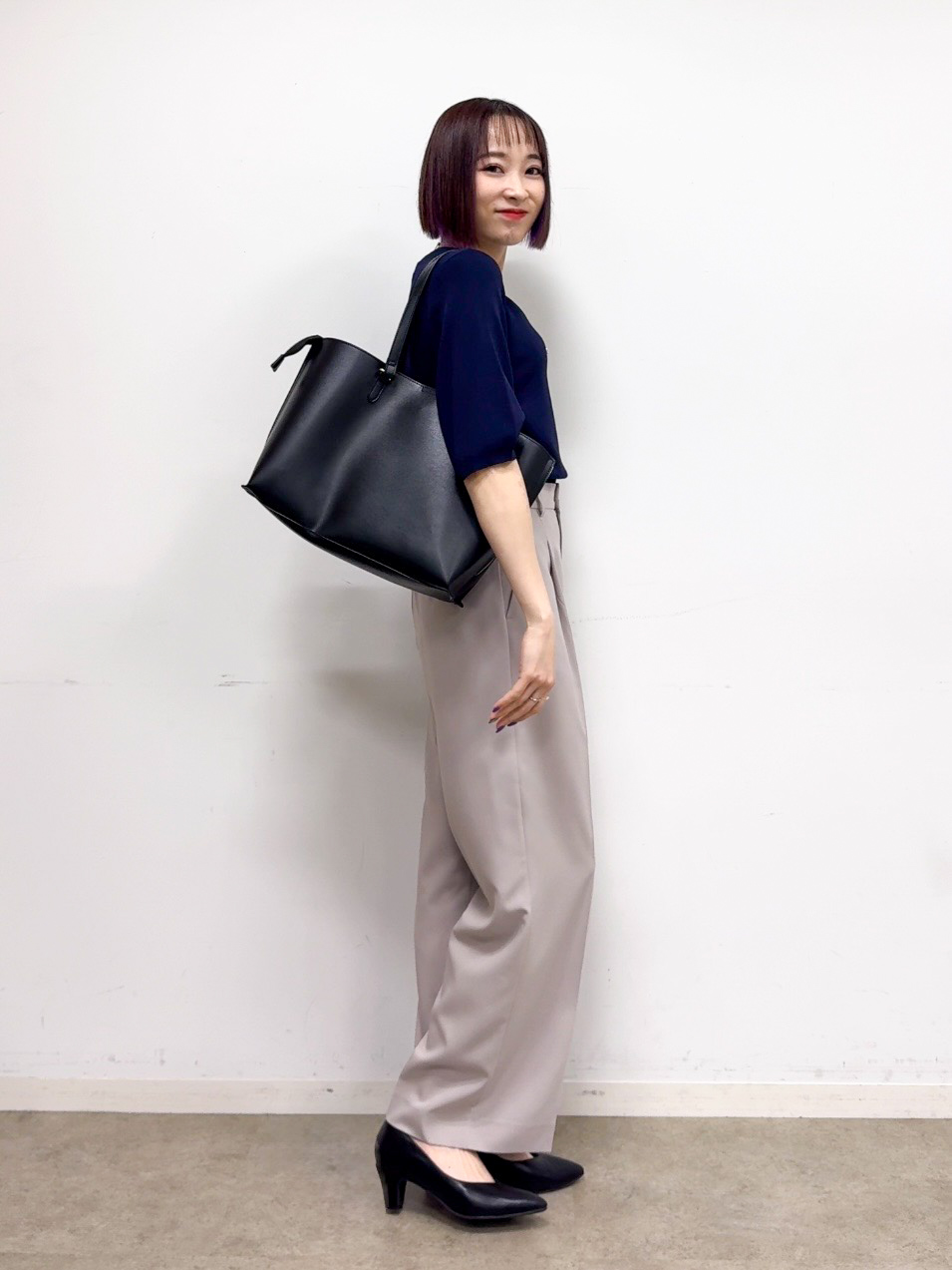 𝐜𝐡𝐢𝐤𝐚さんの「SHOO･LA･RUE｜【毎日洗える/S-LL/ひんやり/UV】上半身すっきり 二の腕見せない5分袖ニット」を使ったコーディネート