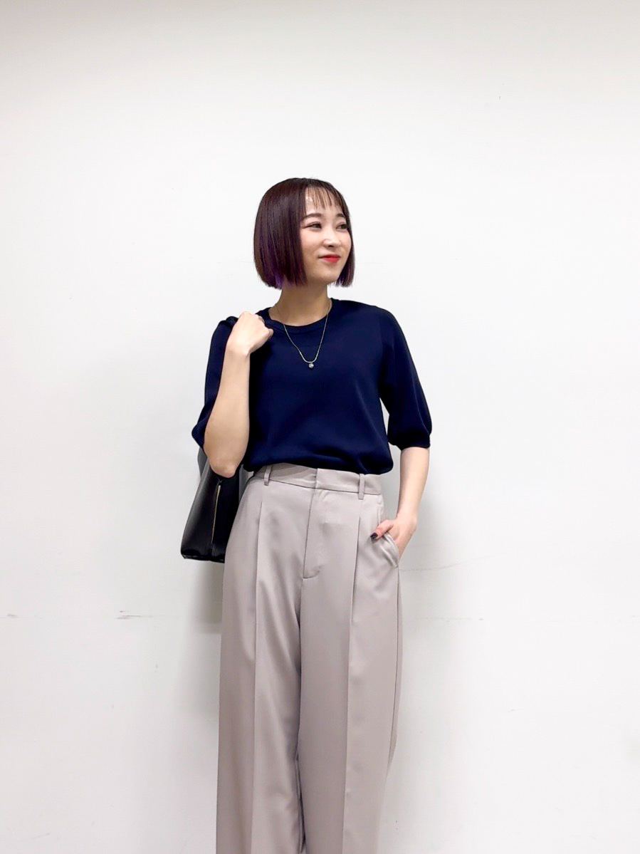 𝐜𝐡𝐢𝐤𝐚さんの「SHOO･LA･RUE｜【毎日洗える/S-LL/ひんやり/UV】上半身すっきり 二の腕見せない5分袖ニット」を使ったコーディネート