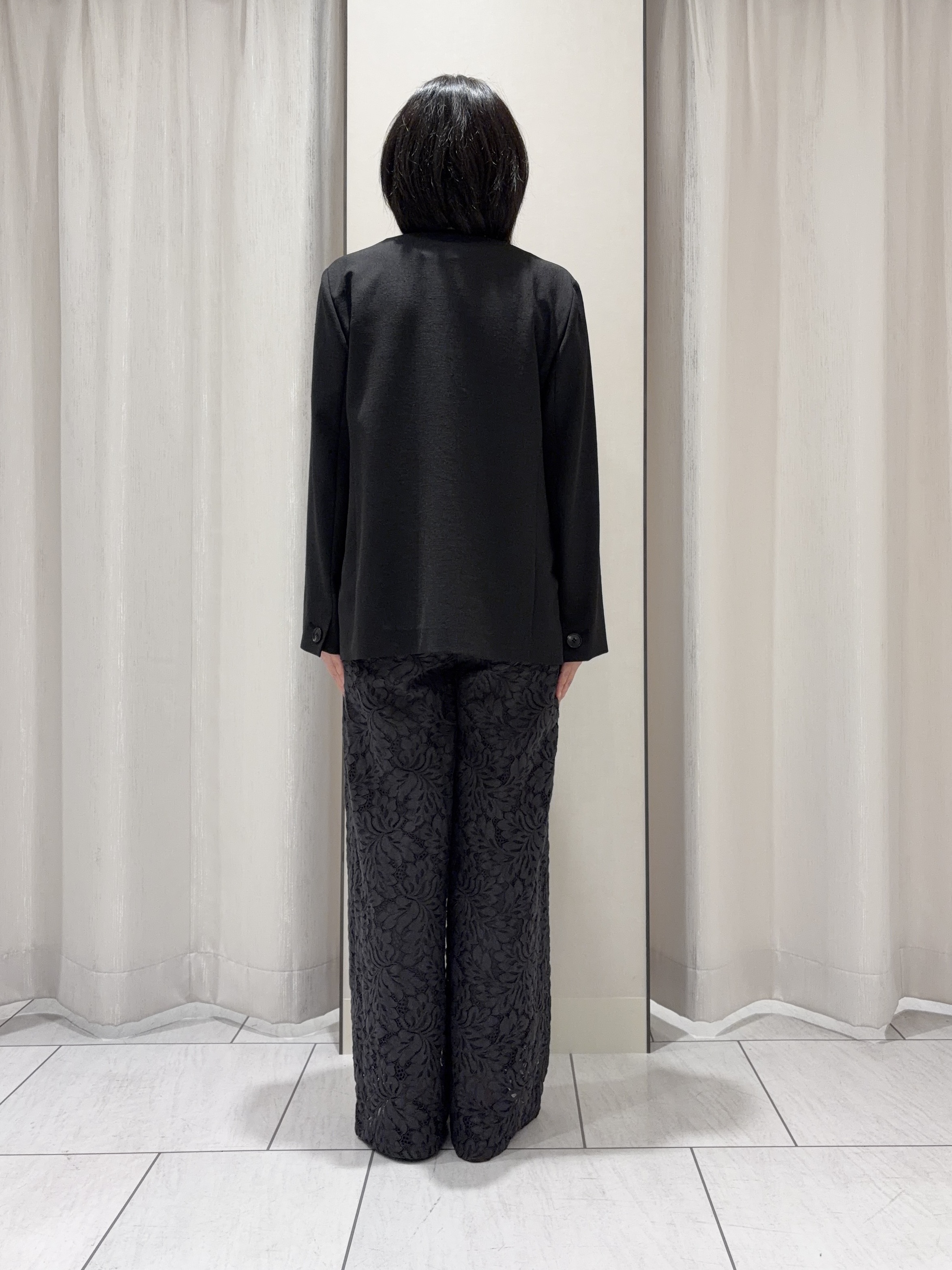 わたなべさんの「UNTITLED｜【さらりと快適/セットアップ可/UV/接触冷感】スラブカラーレスジャケット」を使ったコーディネート