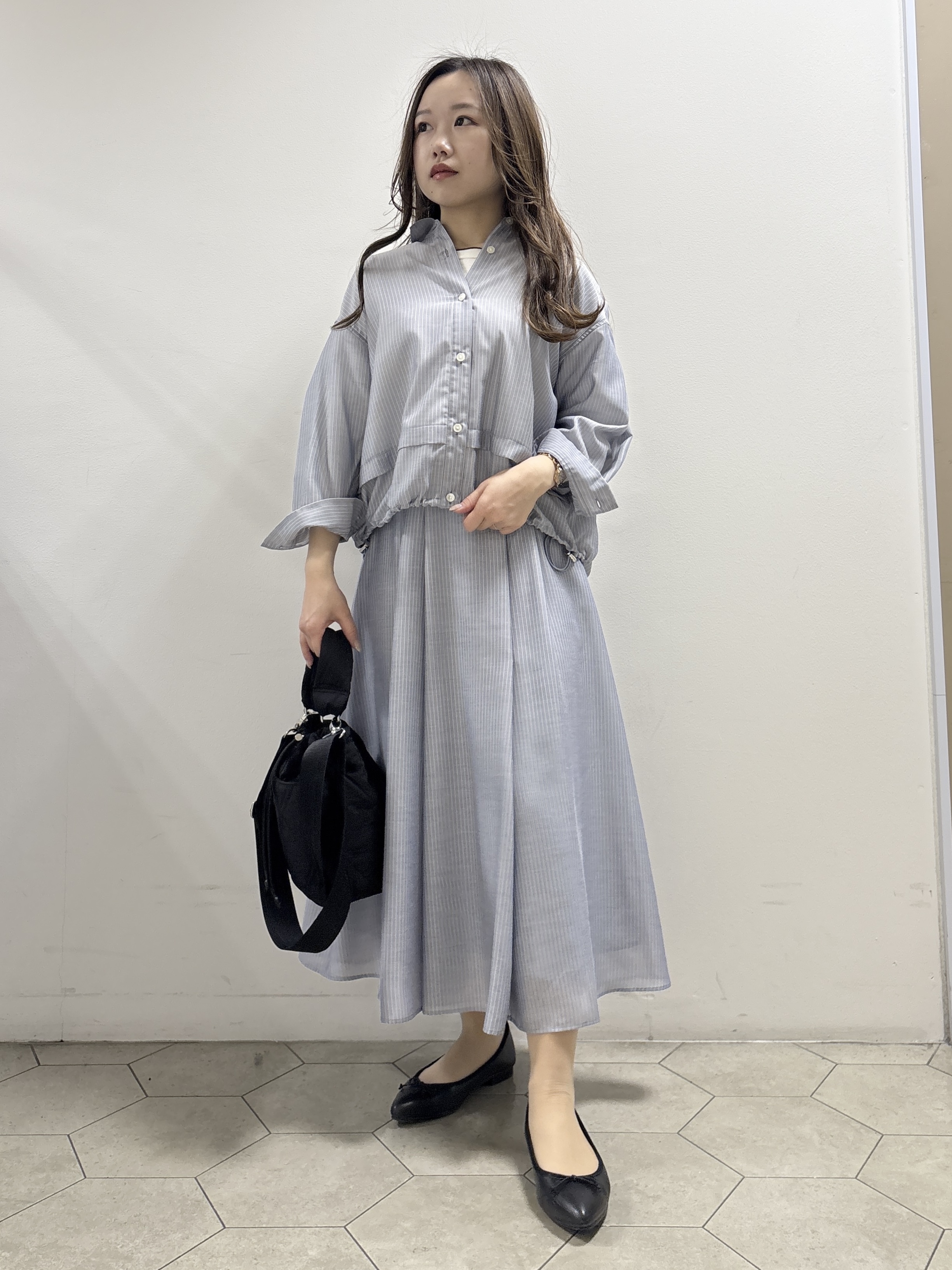 kahoさんの「INDIVI｜【洗える／大人シアー】エアリー バルーンブルゾン」を使ったコーディネート