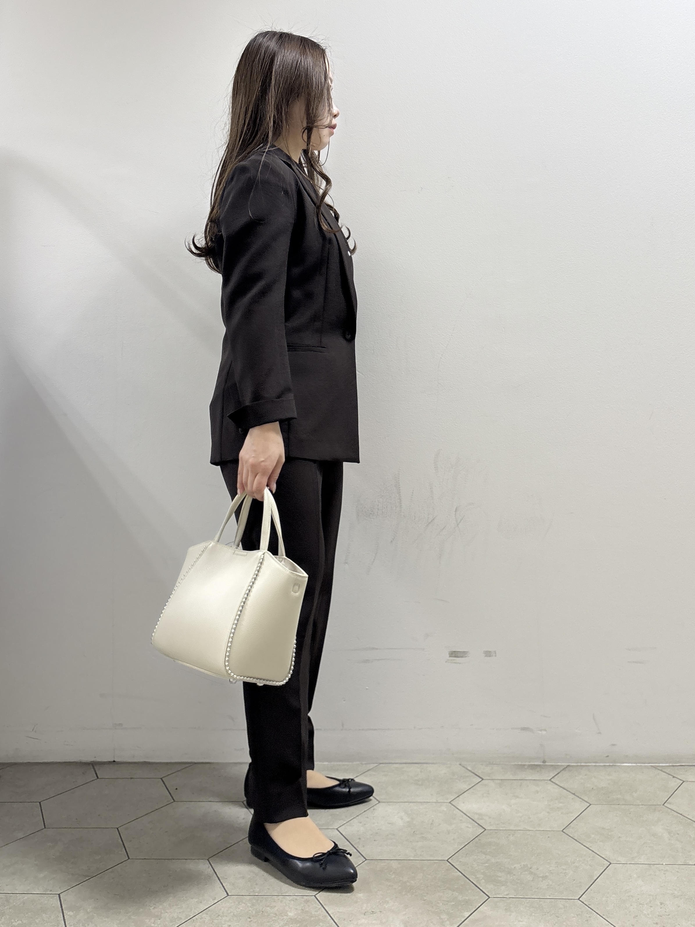 kahoさんの「INDIVI｜【洗える／UVケア／麻調】シングルジャケット」を使ったコーディネート