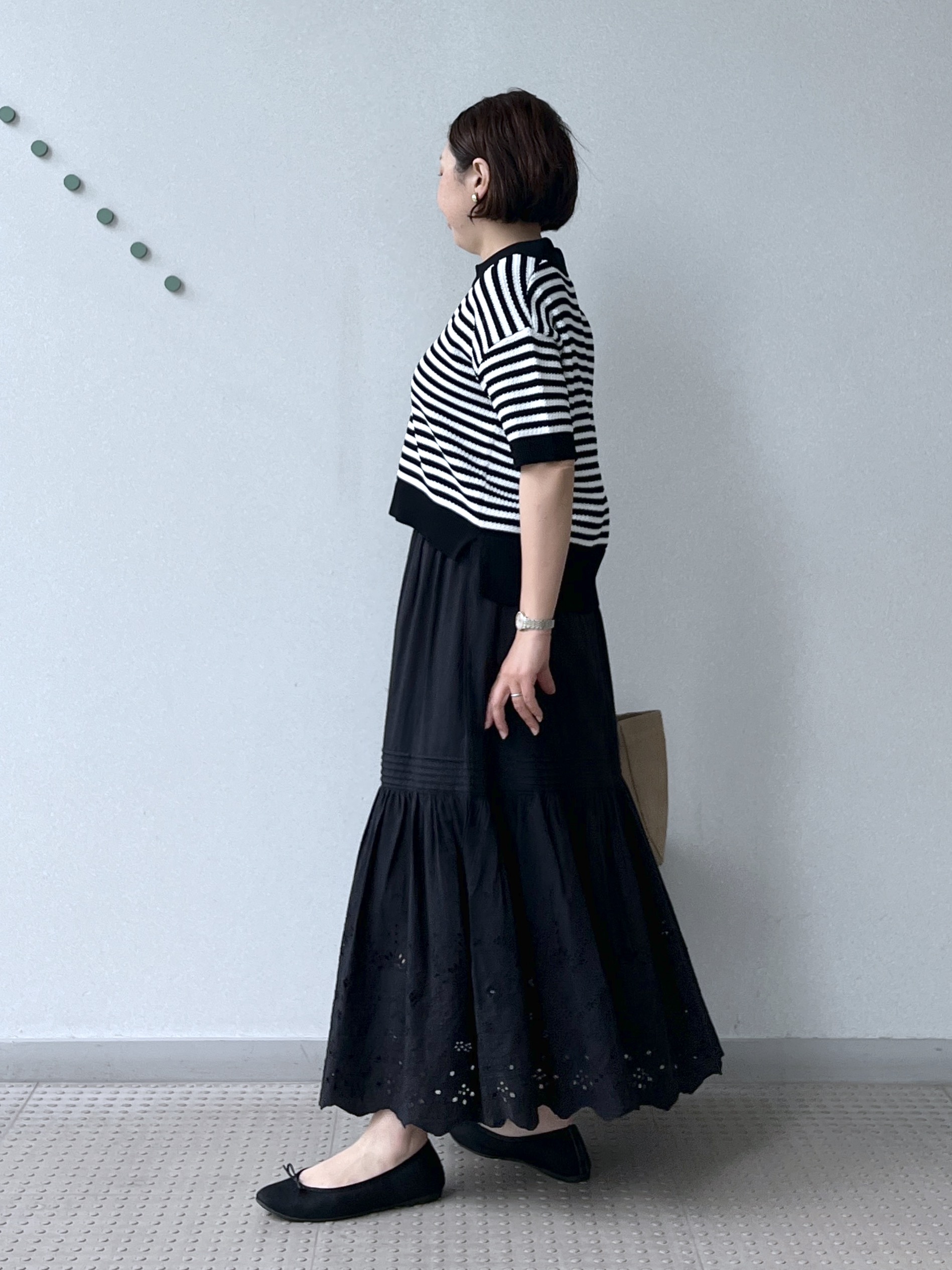 Soeさんの「DRESSTERIOR｜ウォッシャブルスキッパークロップドニット」を使ったコーディネート
