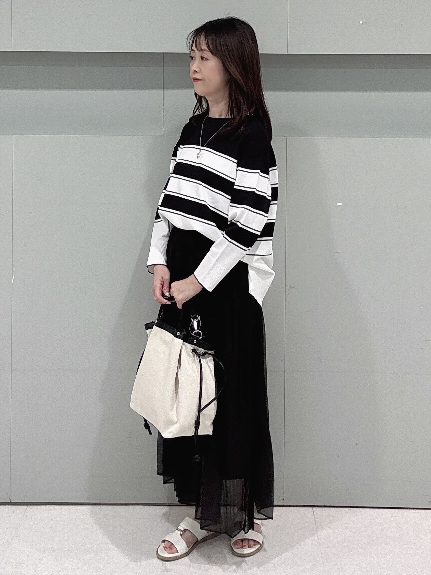 makiさんの「UNTITLED｜【洗える/ゆったり】ボーダーボートネックニット」を使ったコーディネート