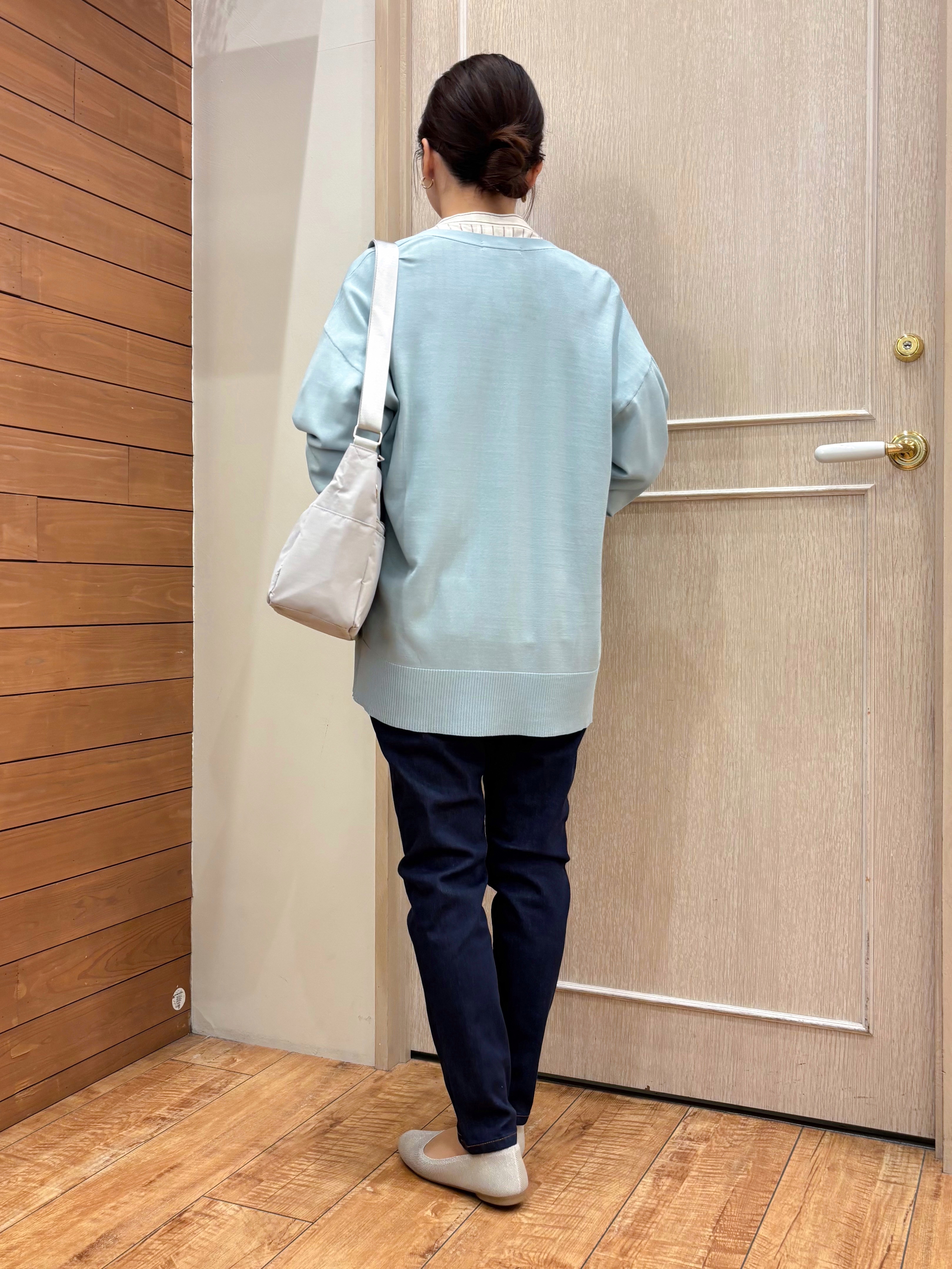 なみさんの「SHOO･LA･RUE｜【洗濯機可/ひんやり/UV】さらっとしたタッチが心地よい ミドルカーディガン」を使ったコーディネート