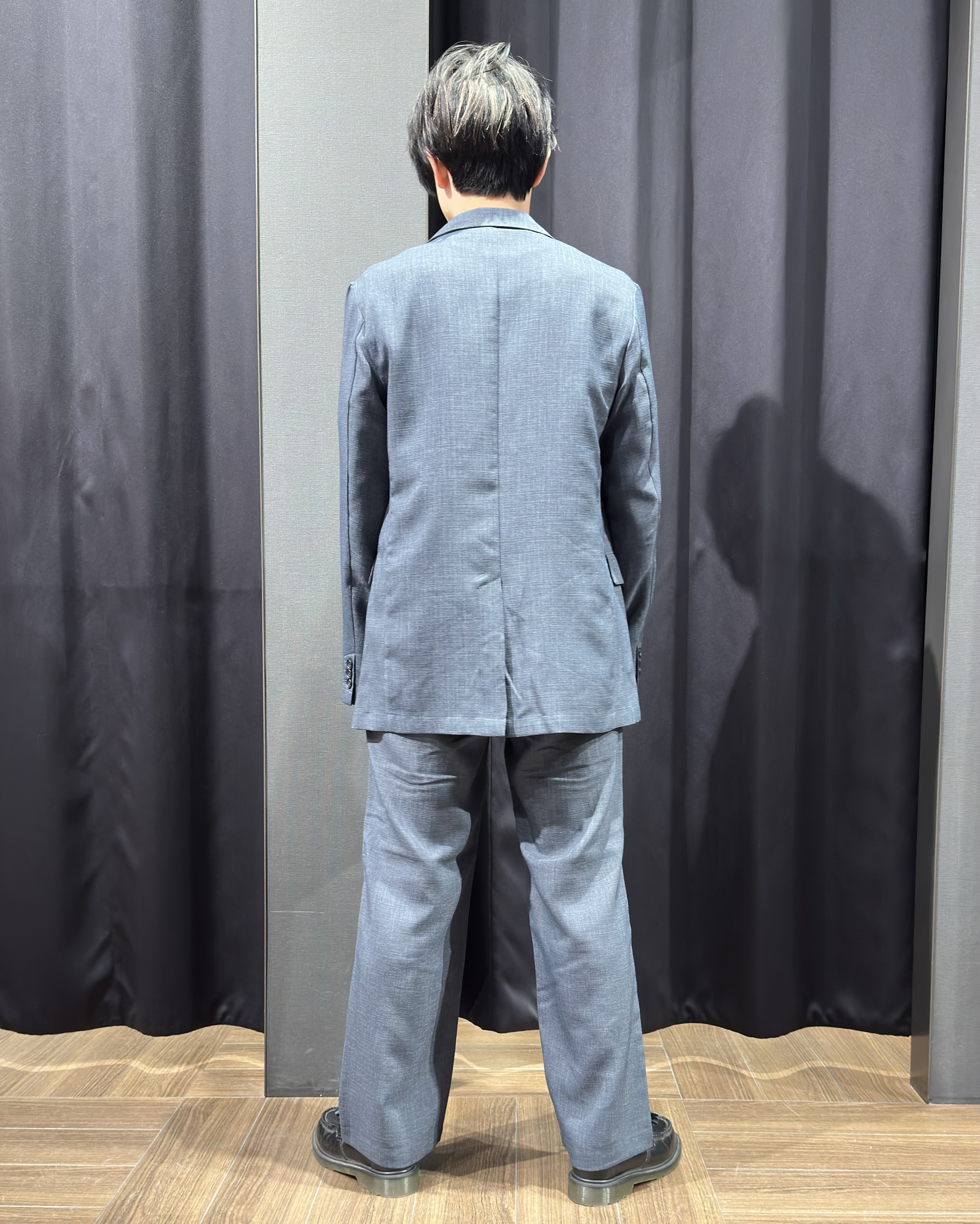 tomoyaさんの「THE SHOP TK｜【LINO FINE】リネンライク テーラードジャケット 吸水速乾/イージーケア/UVカット/洗濯機」を使ったコーディネート
