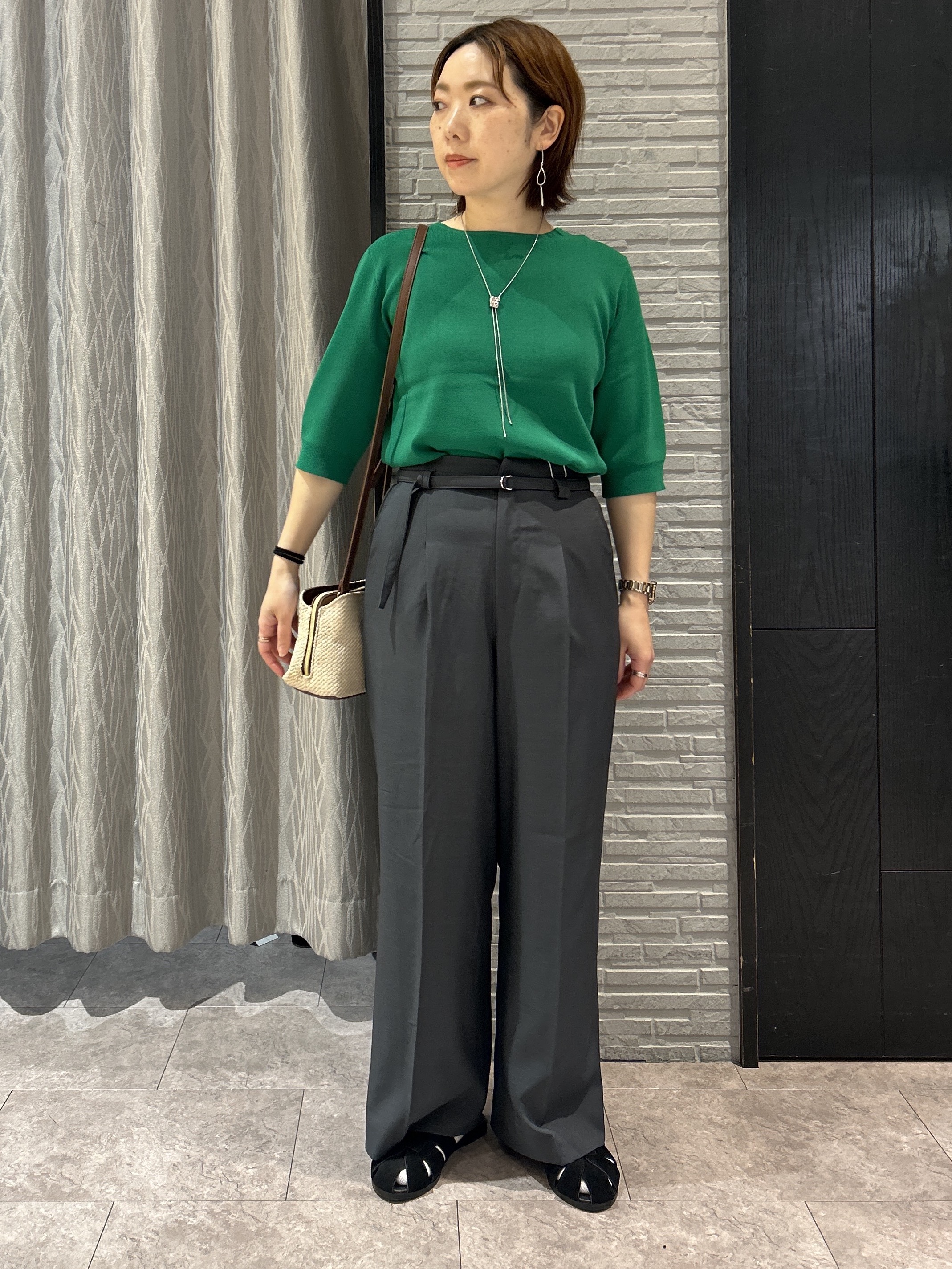 ga_riさんの「THE SHOP TK｜【S-XL/ひんやりタッチ】美しさ際立つ 6分袖ニット 洗濯機OK/UVケア/毛玉になりにくい」を使ったコーディネート