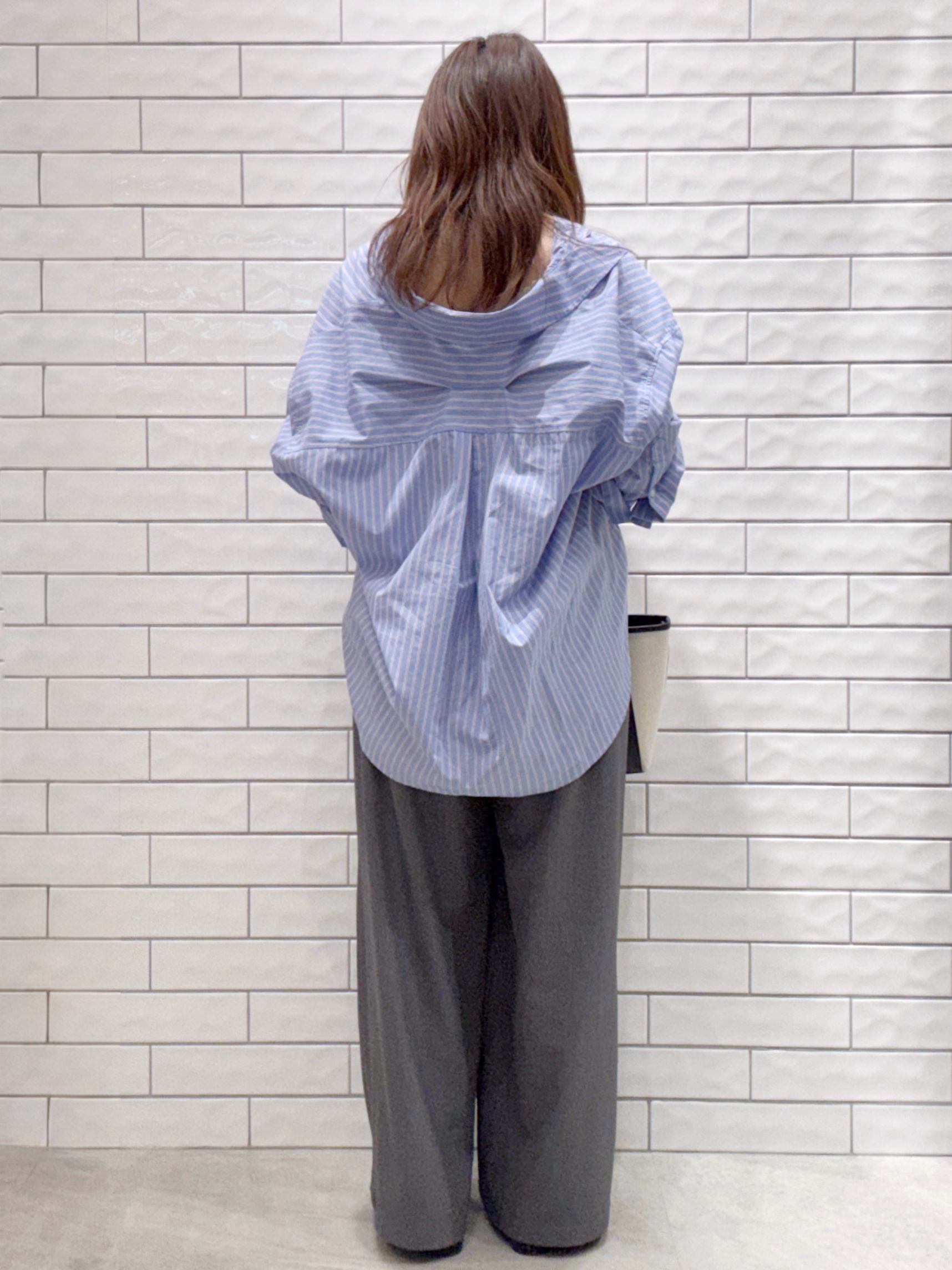 maichiさんの「OPAQUE.CLIP｜バックシャンスキッパーシャツ【洗濯機OK】」を使ったコーディネート