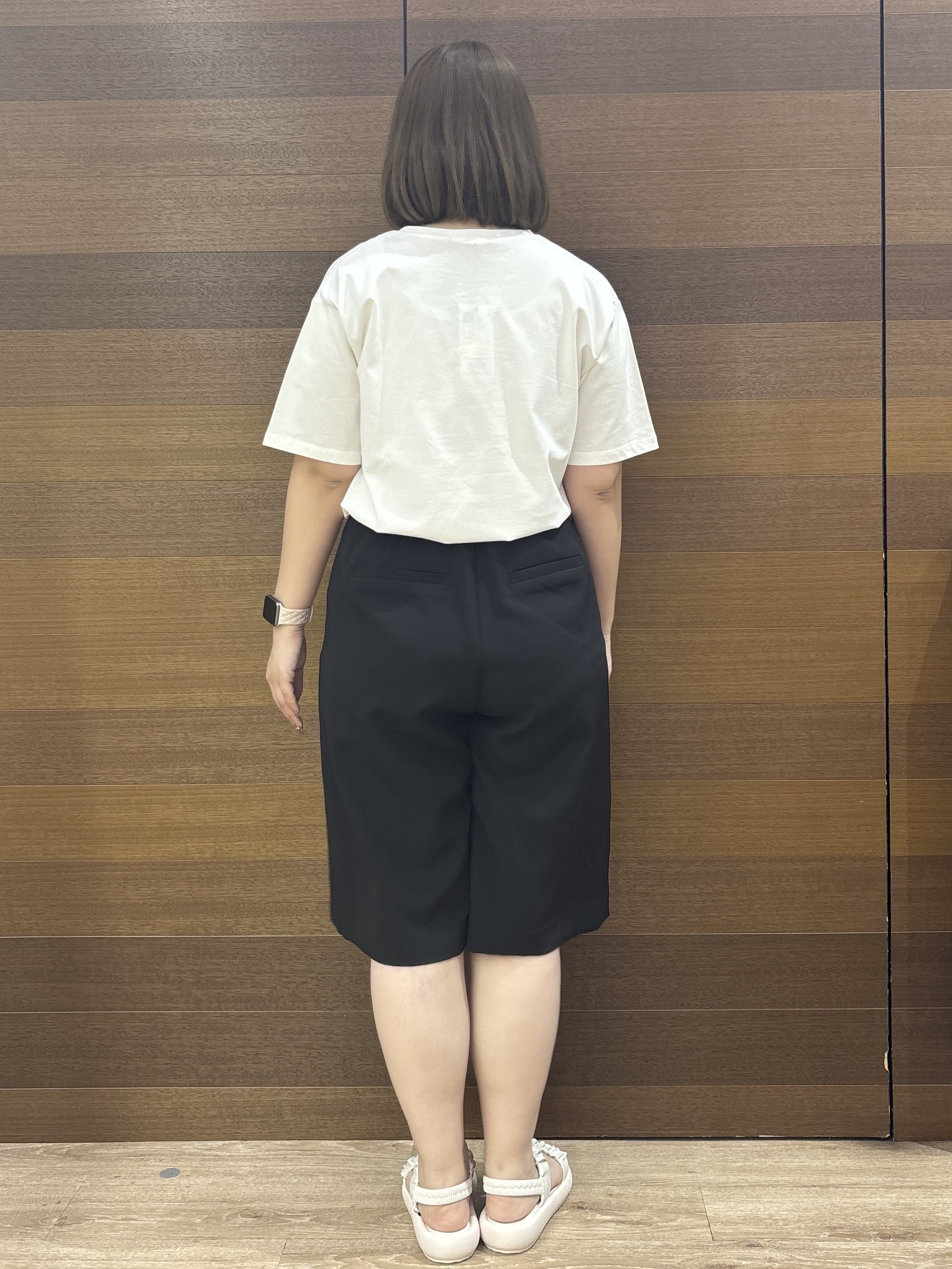 yumeさんの「OPAQUE.CLIP｜ロゴプリントアソートTシャツ【洗濯機OK】」を使ったコーディネート