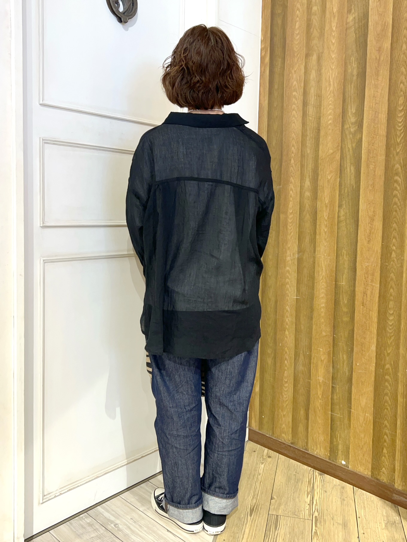 yuriyuriさんの「SHOO･LA･RUE｜【体型カバー】ふんわり質感 やわらかこなれシアーシャツ」を使ったコーディネート