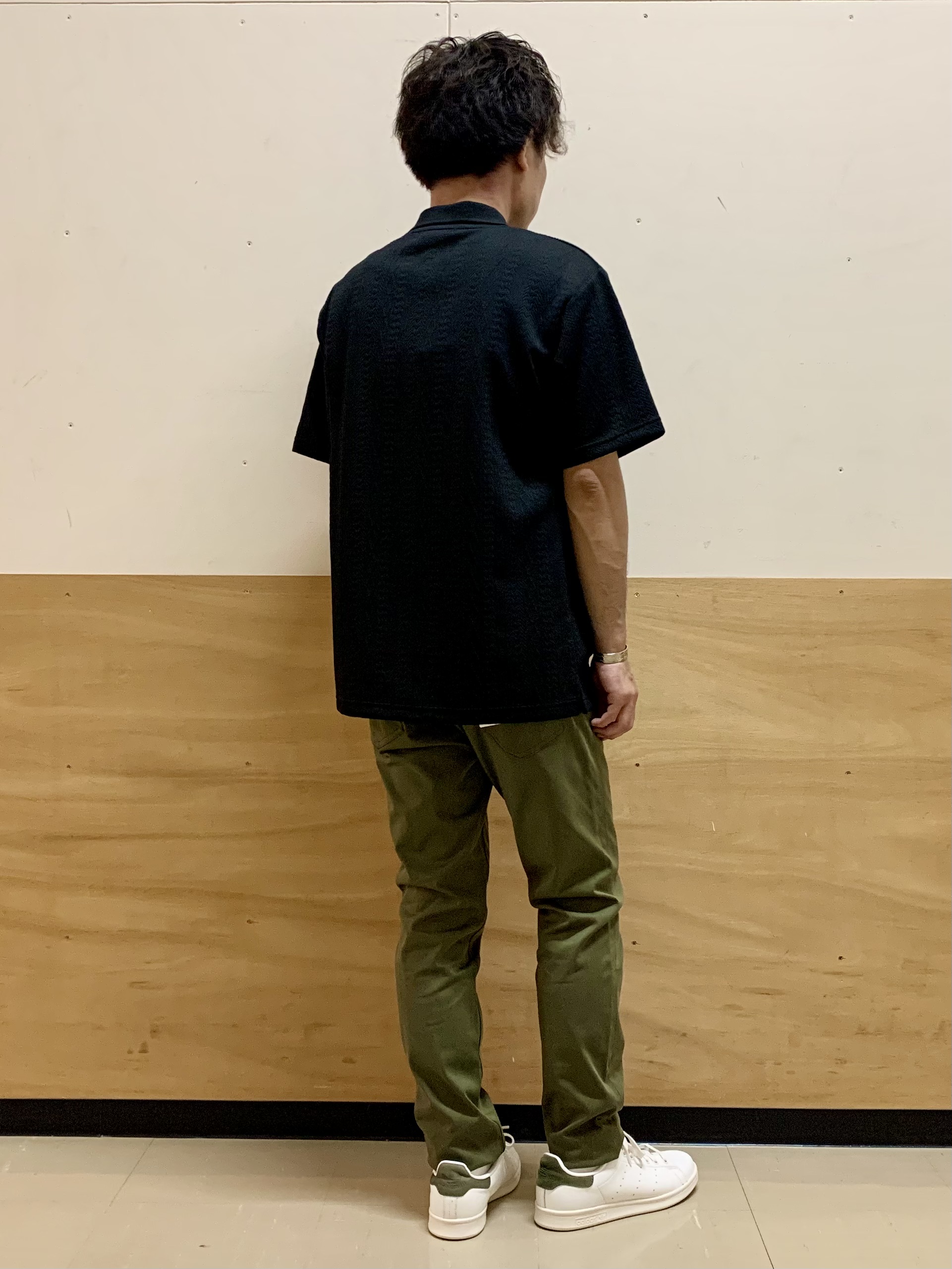 MATUさんの「THE SHOP TK｜【シンプルすぎない大人の表情】ケーブルフクレポロシャツ 吸水速乾/UVケア/洗濯機OK」を使ったコーディネート
