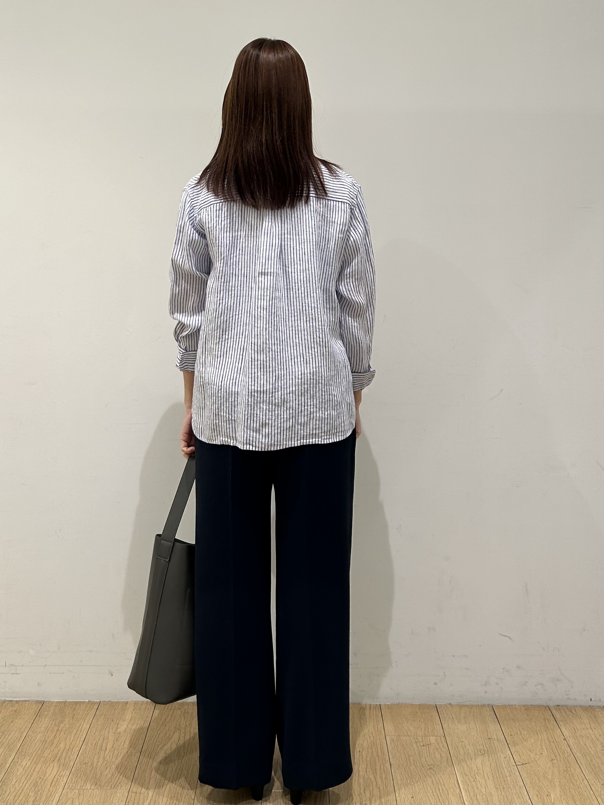 kozueさんの「INDIVI｜【接触冷感／2WAY】カシュクールリネンシャツ」を使ったコーディネート