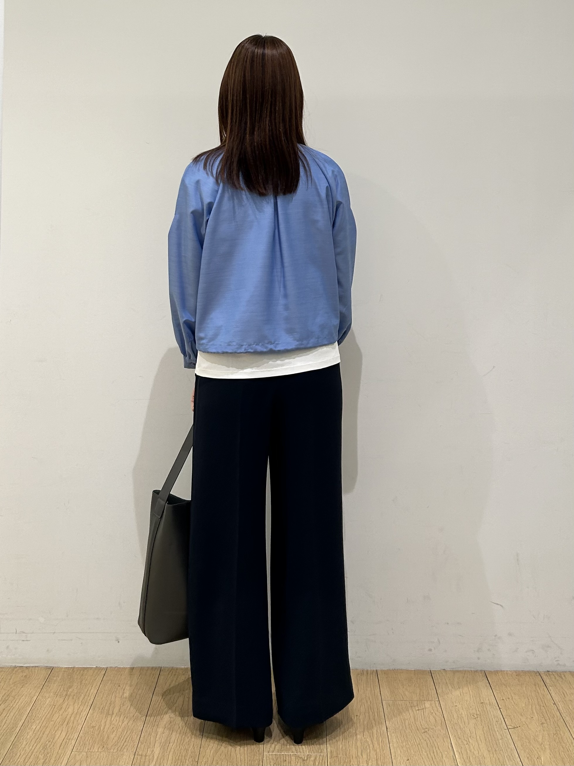 kozueさんの「INDIVI｜【洗える／大人シアー】エアリー バルーンブルゾン」を使ったコーディネート