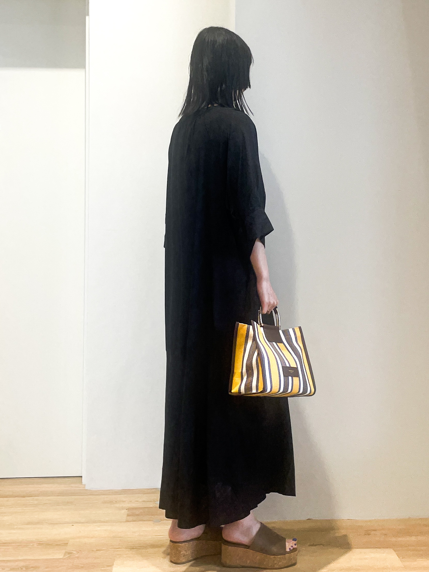 あいさんの「OPAQUE.CLIP｜キーネックロングワンピース【洗える】」を使ったコーディネート