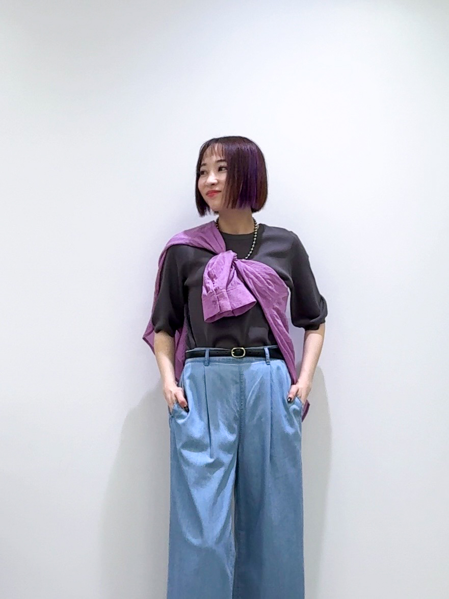 𝐜𝐡𝐢𝐤𝐚さんの「SHOO･LA･RUE｜【毎日洗える/S-LL/ひんやり/UV】上半身すっきり 二の腕見せない5分袖ニット」を使ったコーディネート