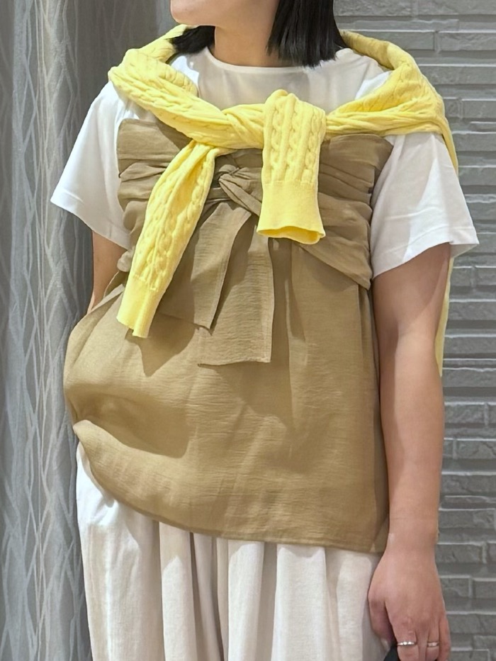 chさんの「THE SHOP TK｜【ひんやり／吸水速乾／UV】ビスチェ風 切り替えTシャツ」を使ったコーディネート