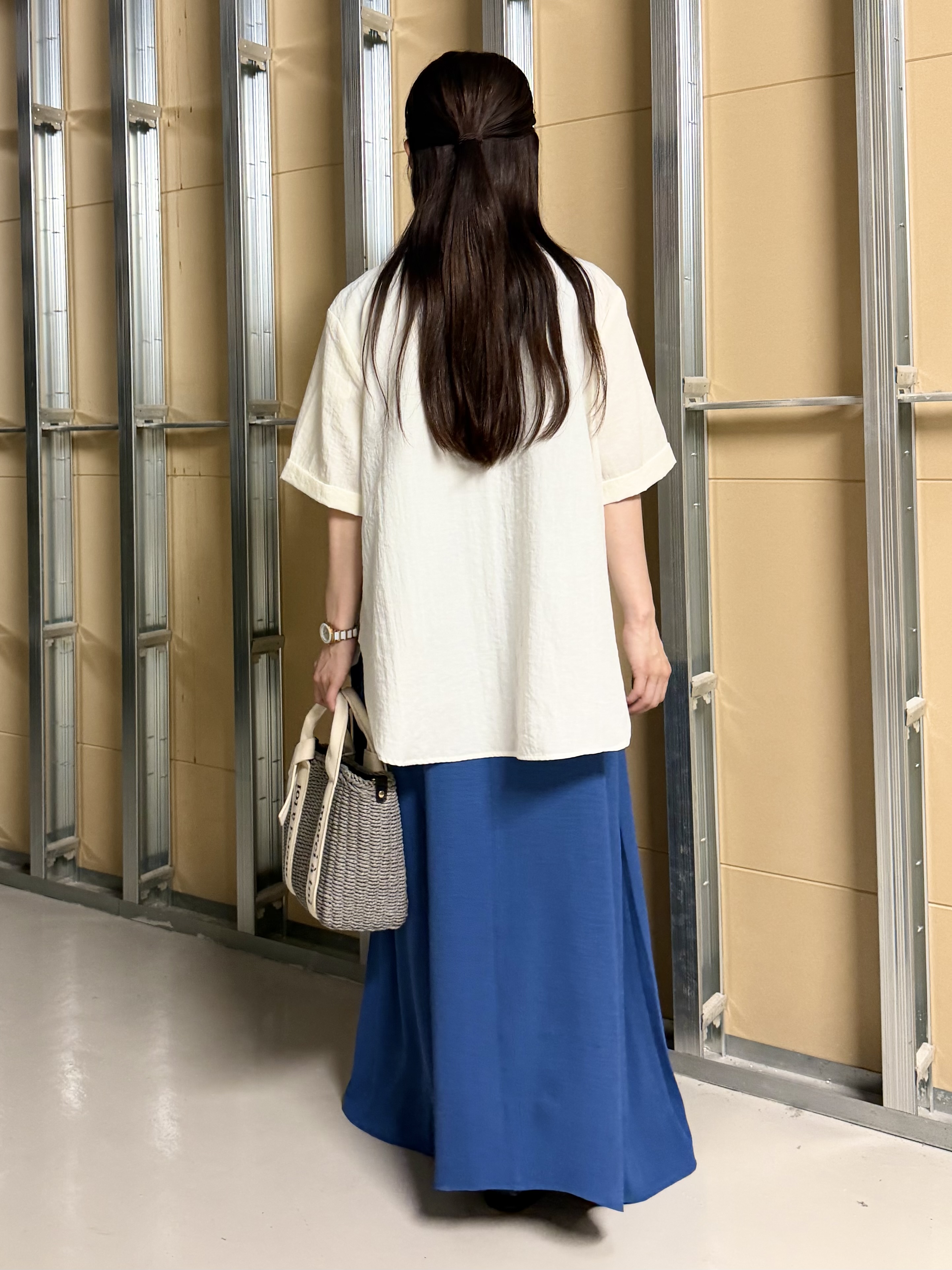 sahoさんの「THE SHOP TK｜【M-XL/刻みネックですっきり見え】Wポケット金ボタン 5分袖シャツ」を使ったコーディネート