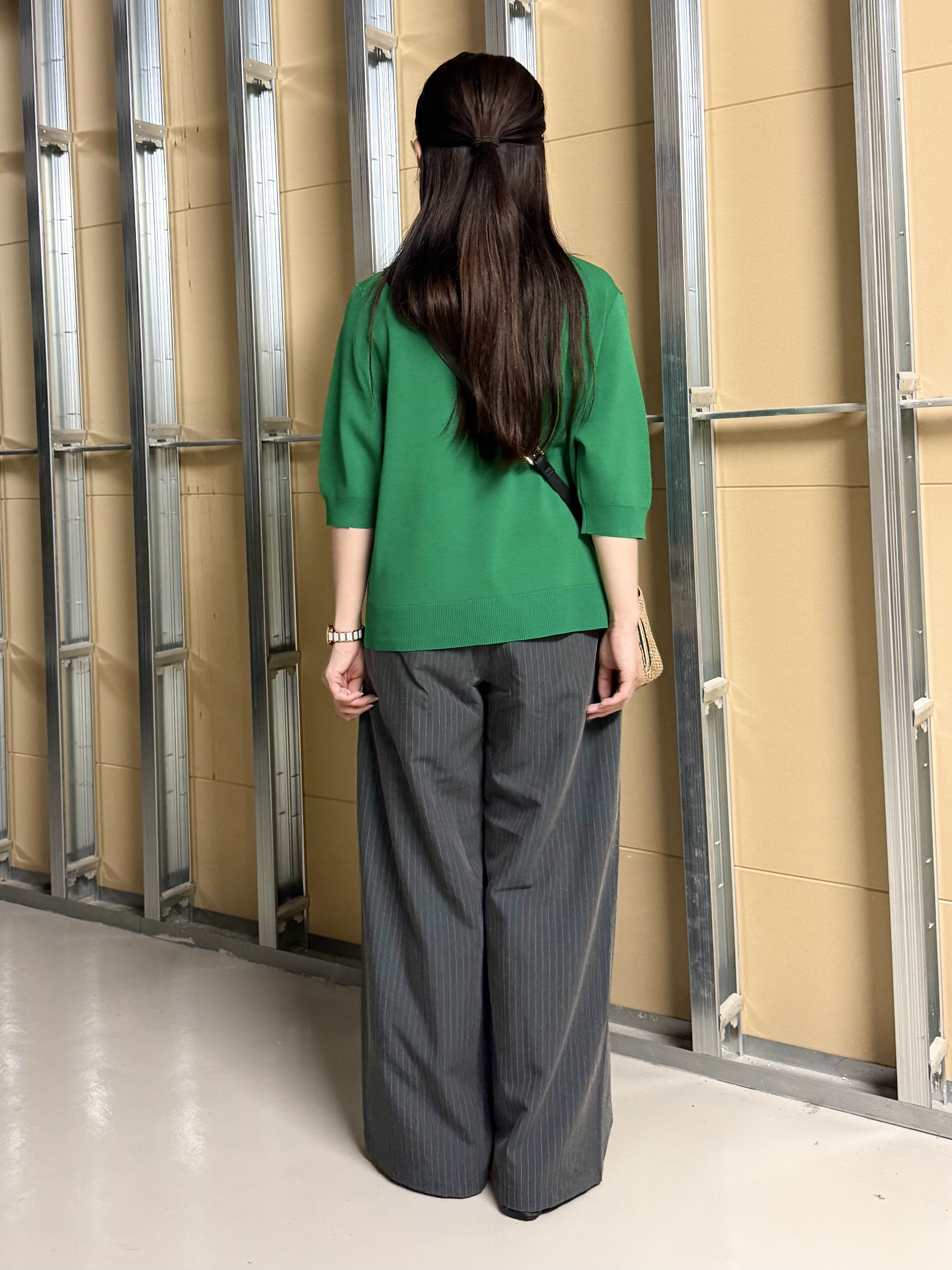 sahoさんの「THE SHOP TK｜【S-XL/ひんやりタッチ】美しさ際立つ 6分袖ニット 洗濯機OK/UVケア/毛玉になりにくい」を使ったコーディネート