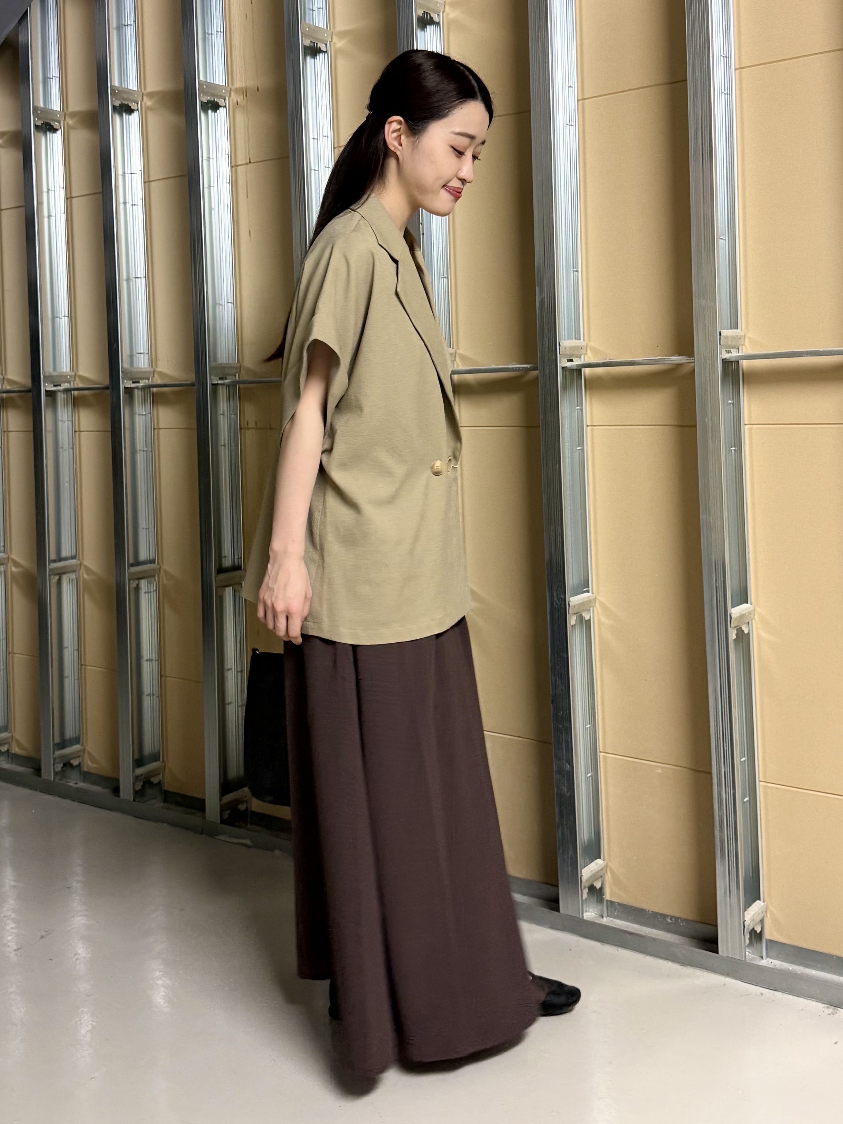 sahoさんの「THE SHOP TK｜【夏の通勤スタイルに】涼やかな着心地 麻調ダブルブレストジャケット」を使ったコーディネート
