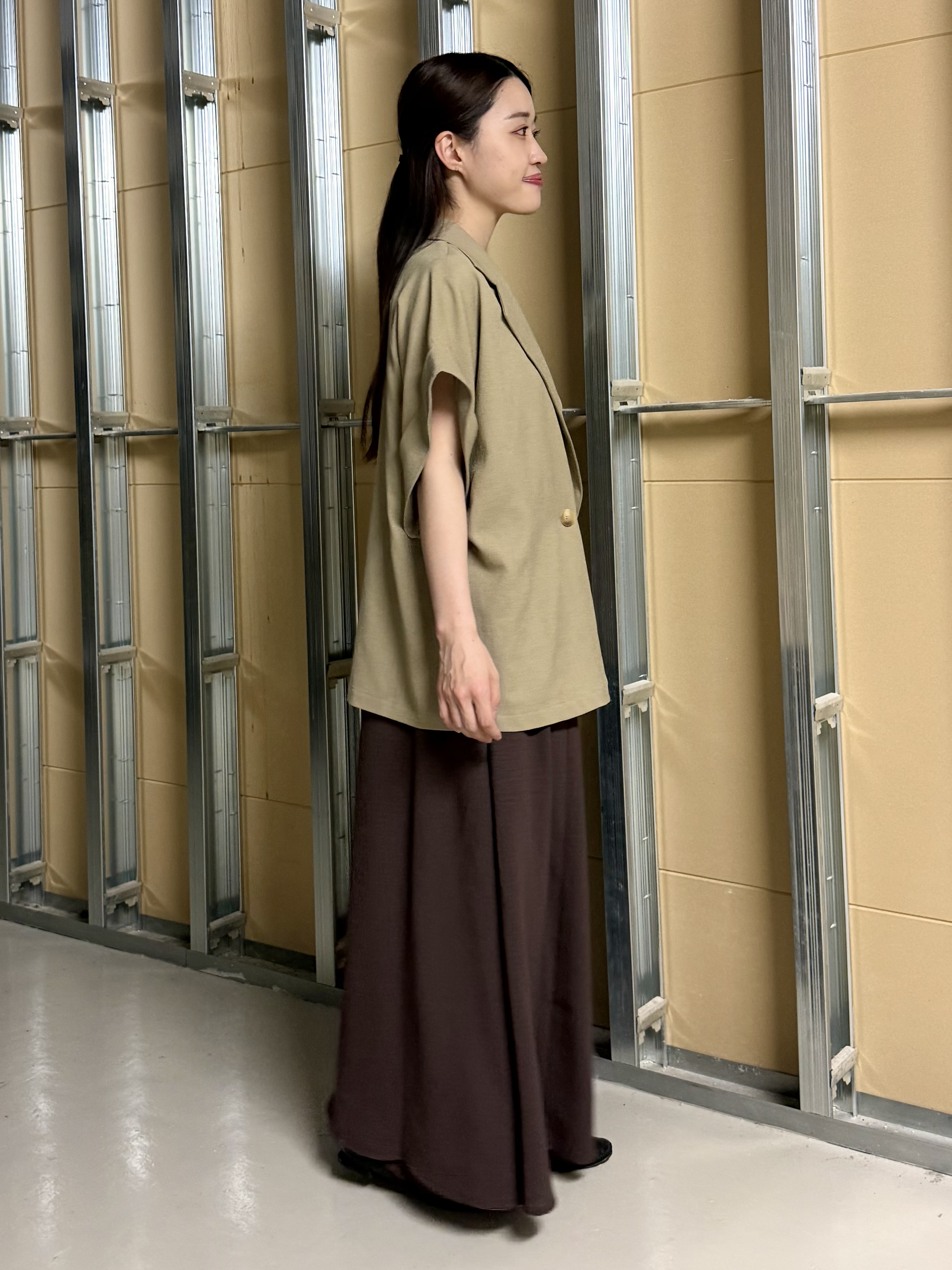 sahoさんの「THE SHOP TK｜【夏の通勤スタイルに】涼やかな着心地 麻調ダブルブレストジャケット」を使ったコーディネート