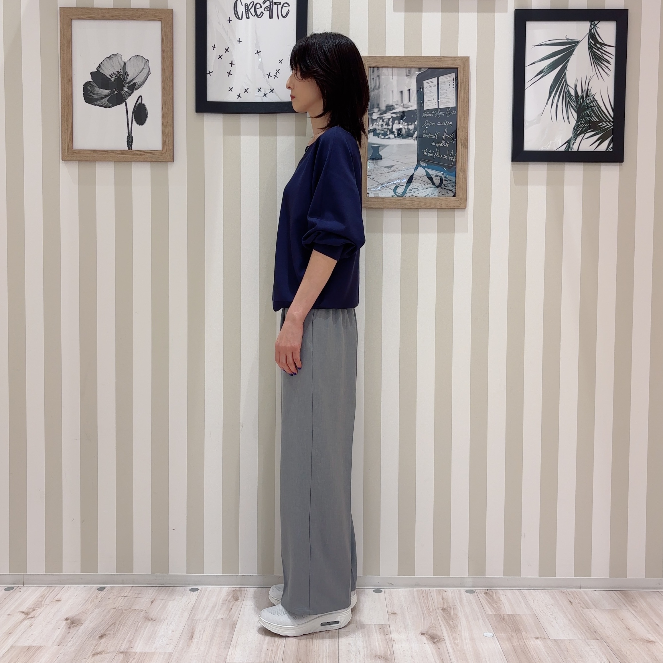 たまごがにさんの「SHOO･LA･RUE｜【洗濯機可/S-LL】さらりと軽やか インせず着られる すっきり見えドルマンニット」を使ったコーディネート