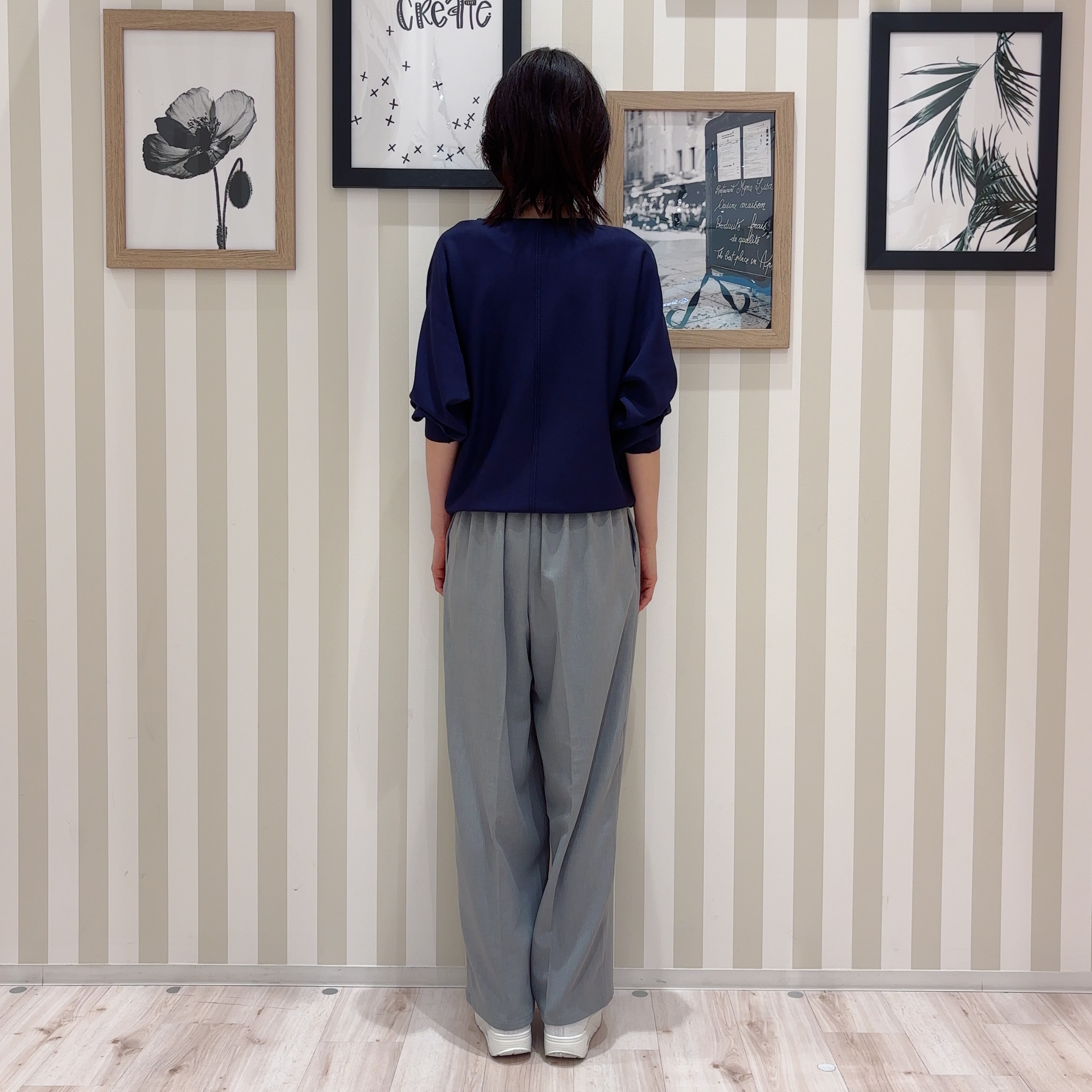たまごがにさんの「SHOO･LA･RUE｜【洗濯機可/S-LL】さらりと軽やか インせず着られる すっきり見えドルマンニット」を使ったコーディネート