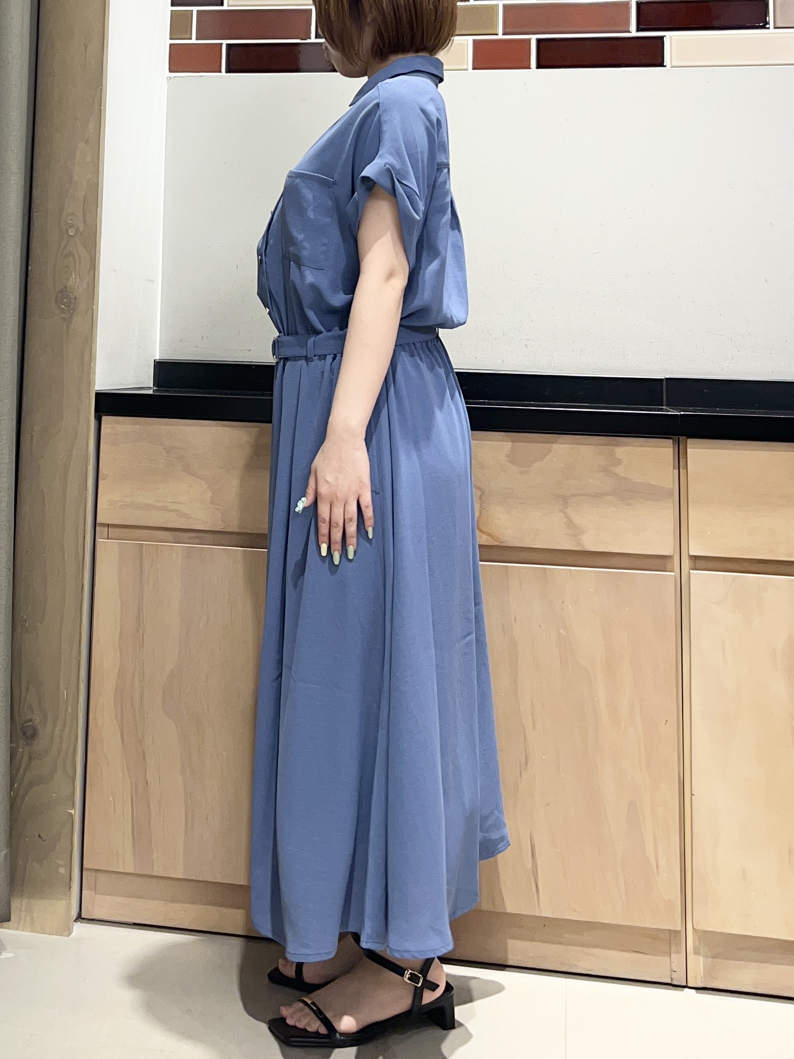 かのさんの「THE SHOP TK｜【S-XL/ひんやり/防しわ】欲しいが詰まった 上品フィット＆フレアワンピース」を使ったコーディネート