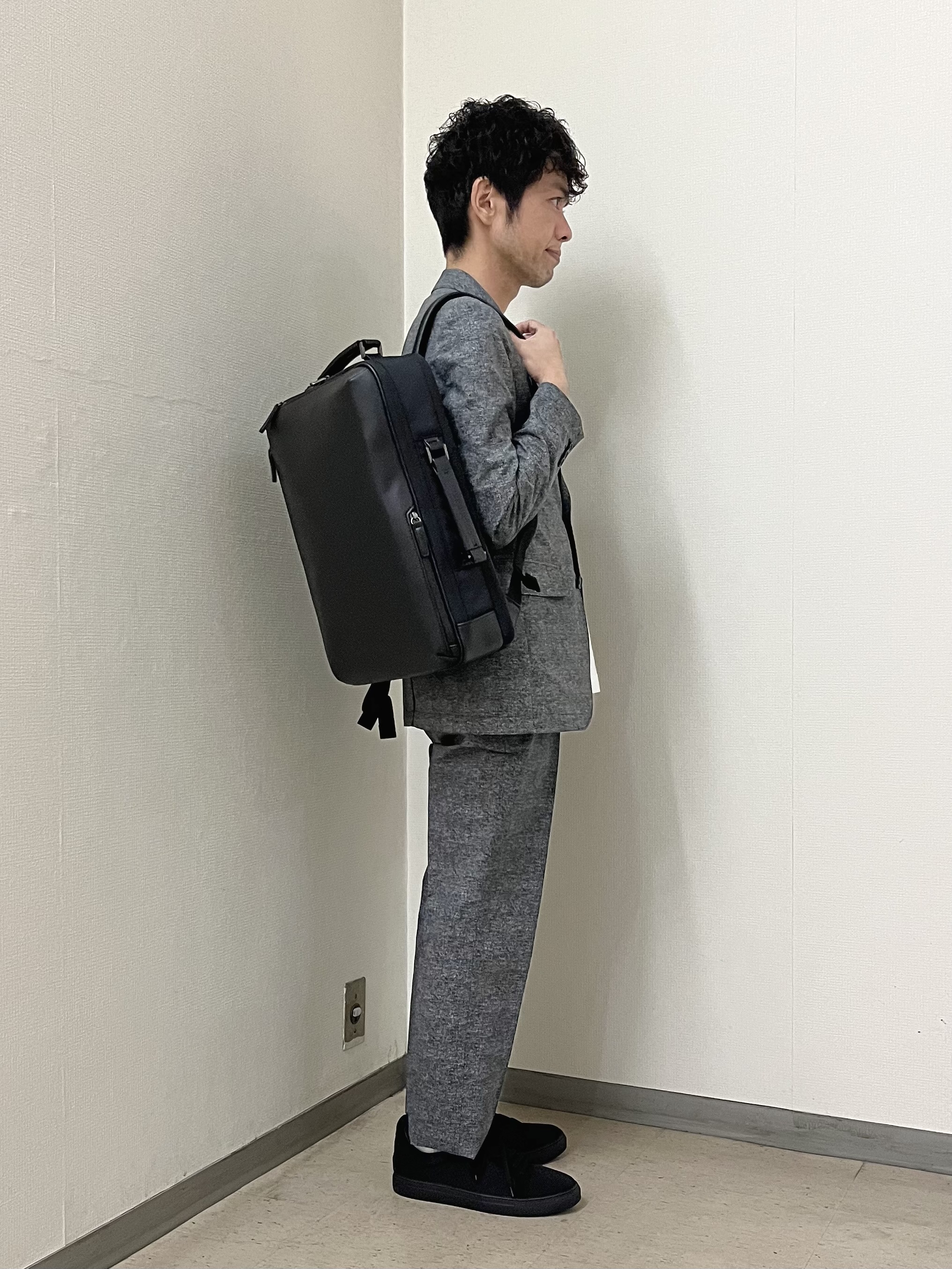 URAさんの「TAKEO KIKUCHI｜【抗菌防臭】COOL DOTS（R）ドビープリント ジャケット」を使ったコーディネート