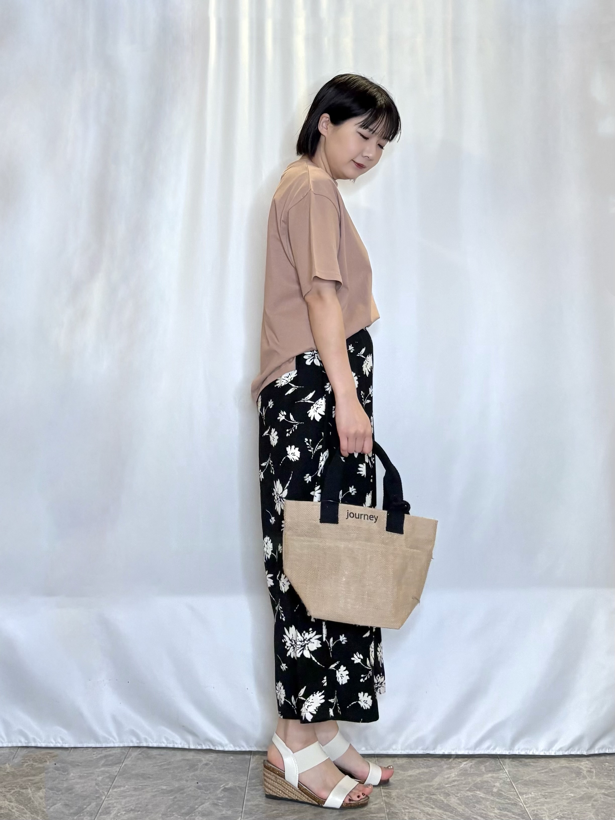 ネリさんの「SHOO･LA･RUE｜【綿100%/S-LL/プチプラ】ゆるシルエット シンプルTシャツ」を使ったコーディネート