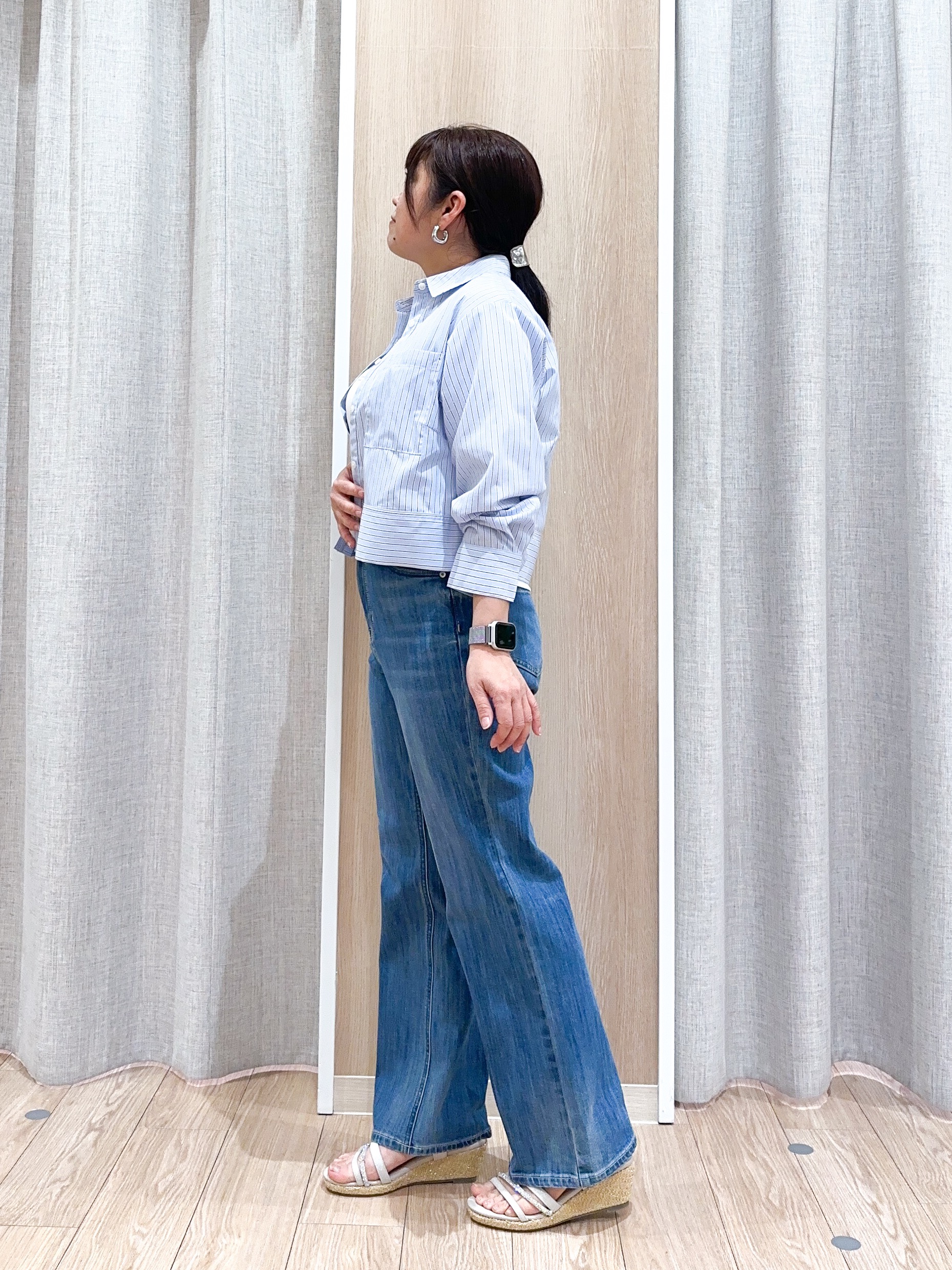 naoさんの「grove｜【貴島明日香さん着用／イージーケア／接触冷感】麻混クロップドシャツ」を使ったコーディネート